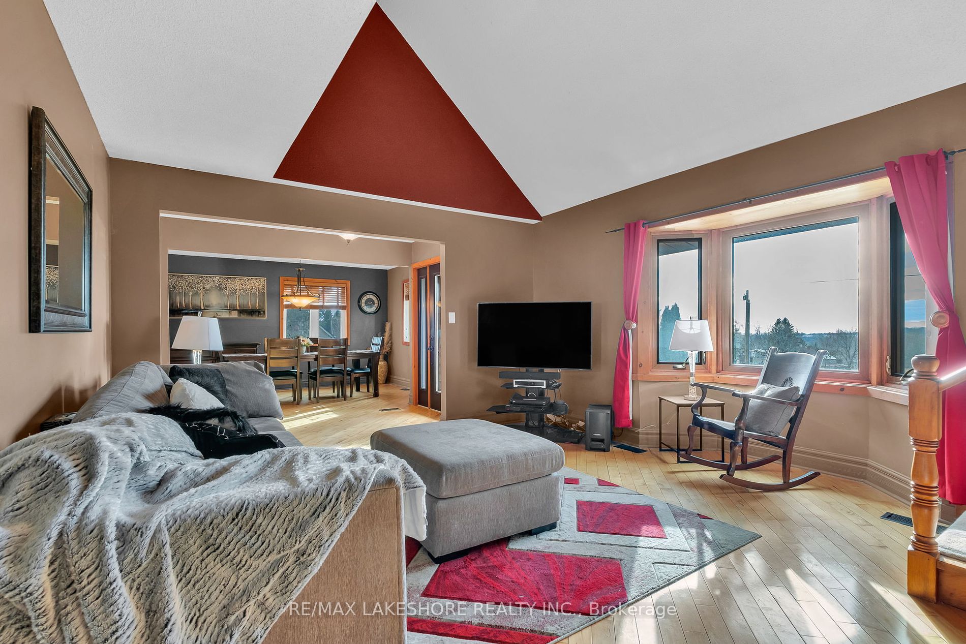 2493 CASTLE HILL Drive