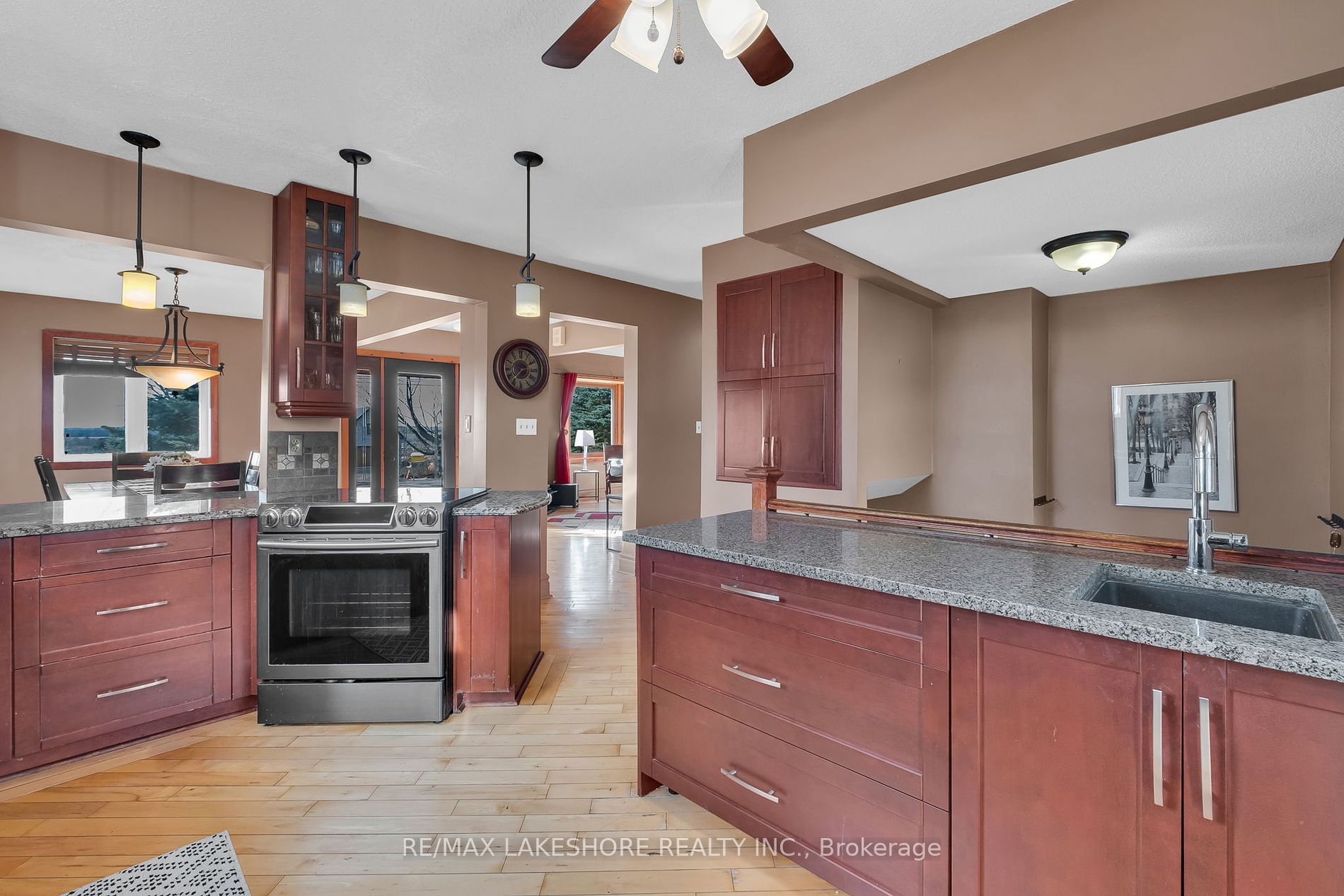2493 CASTLE HILL Drive