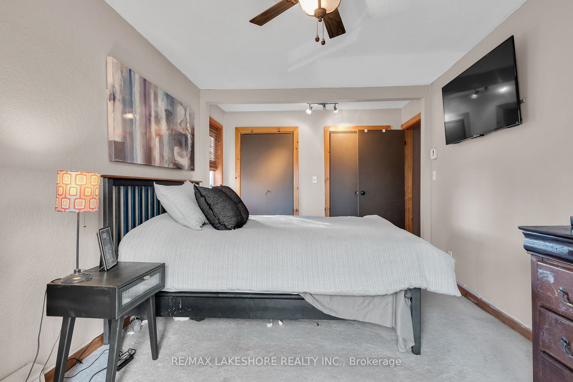 2493 CASTLE HILL Drive