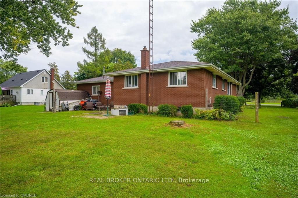 1303 Highway 3 E