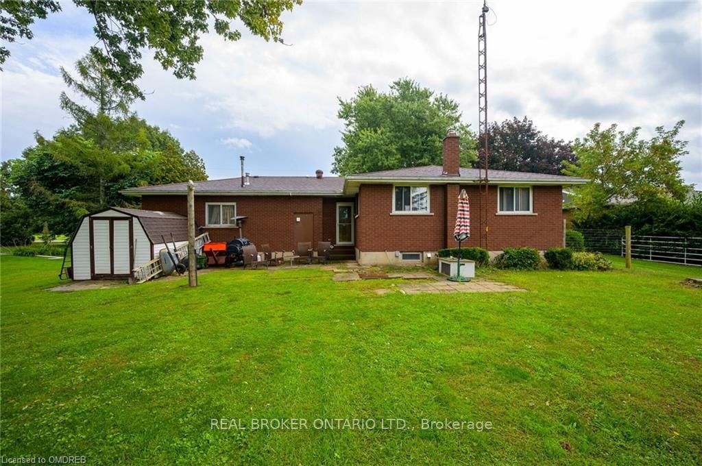 1303 Highway 3 E