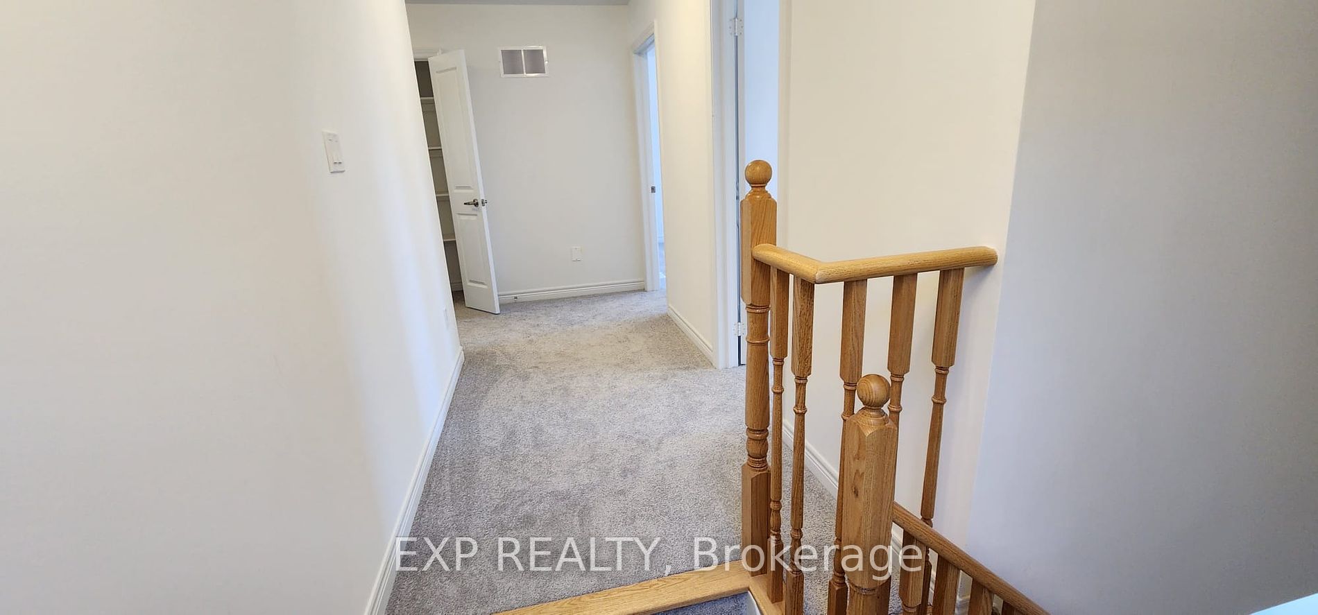 301 Ridley Crescent