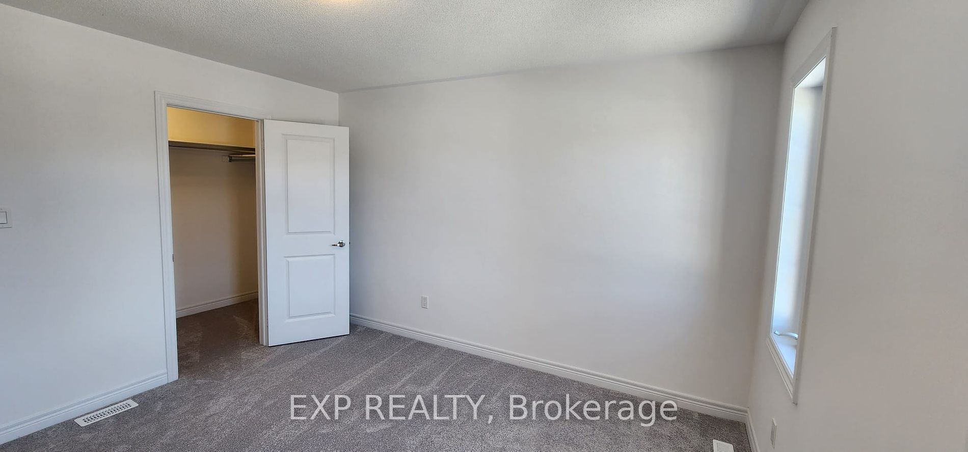 301 Ridley Crescent