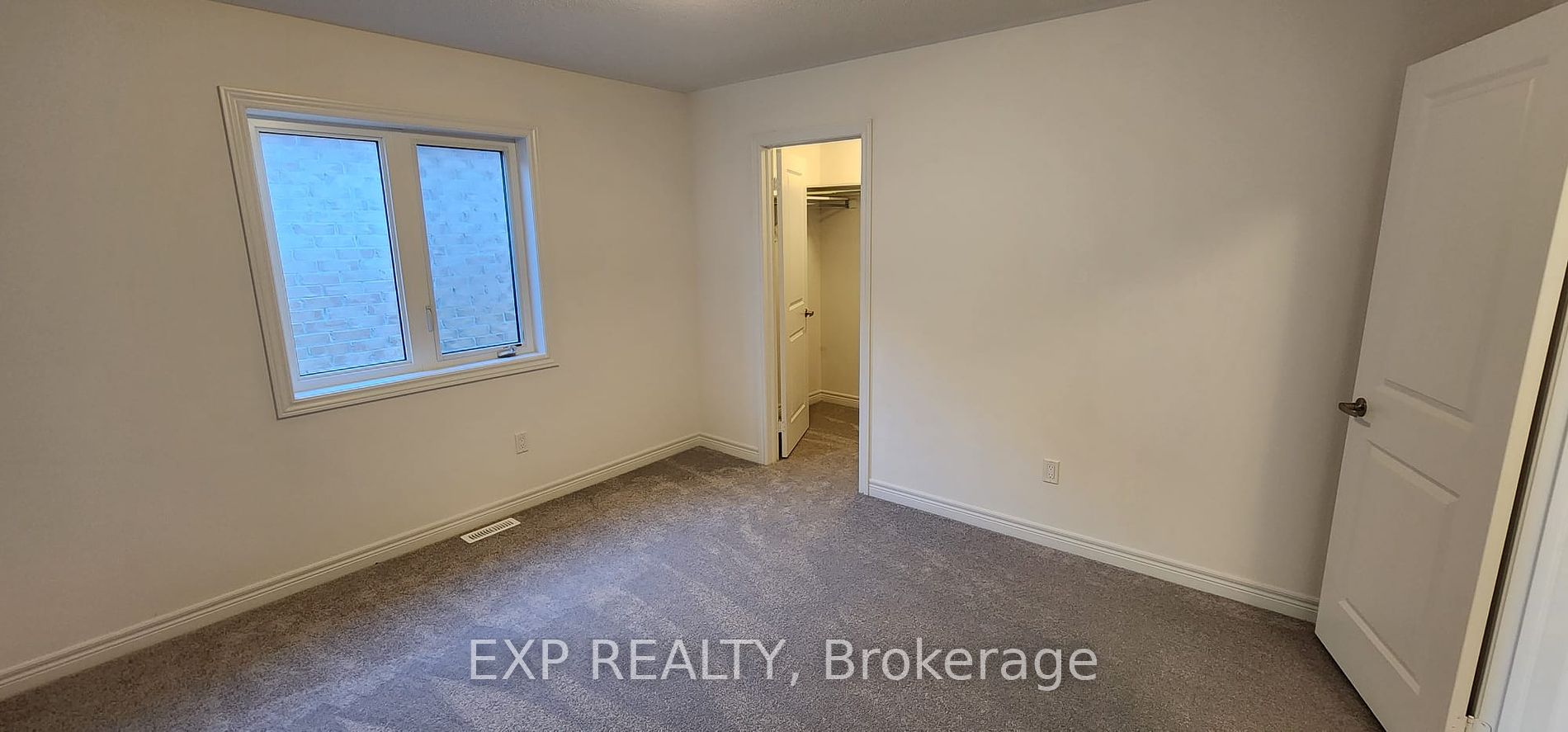 301 Ridley Crescent