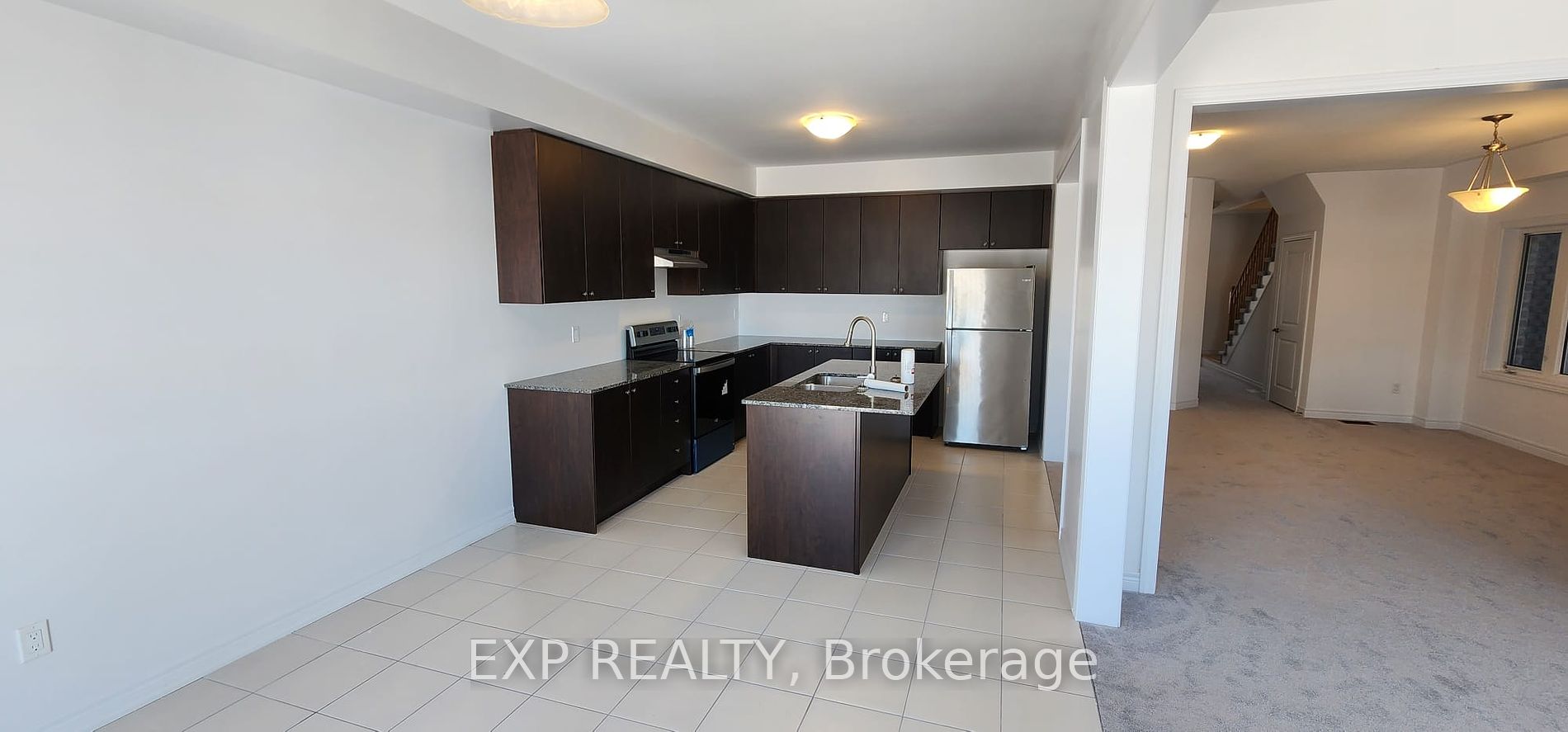 301 Ridley Crescent
