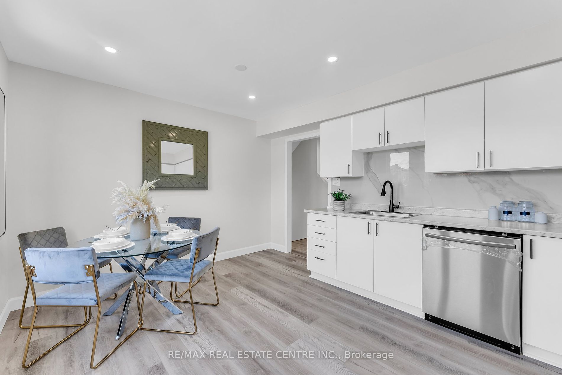 107 Middlemiss Cres