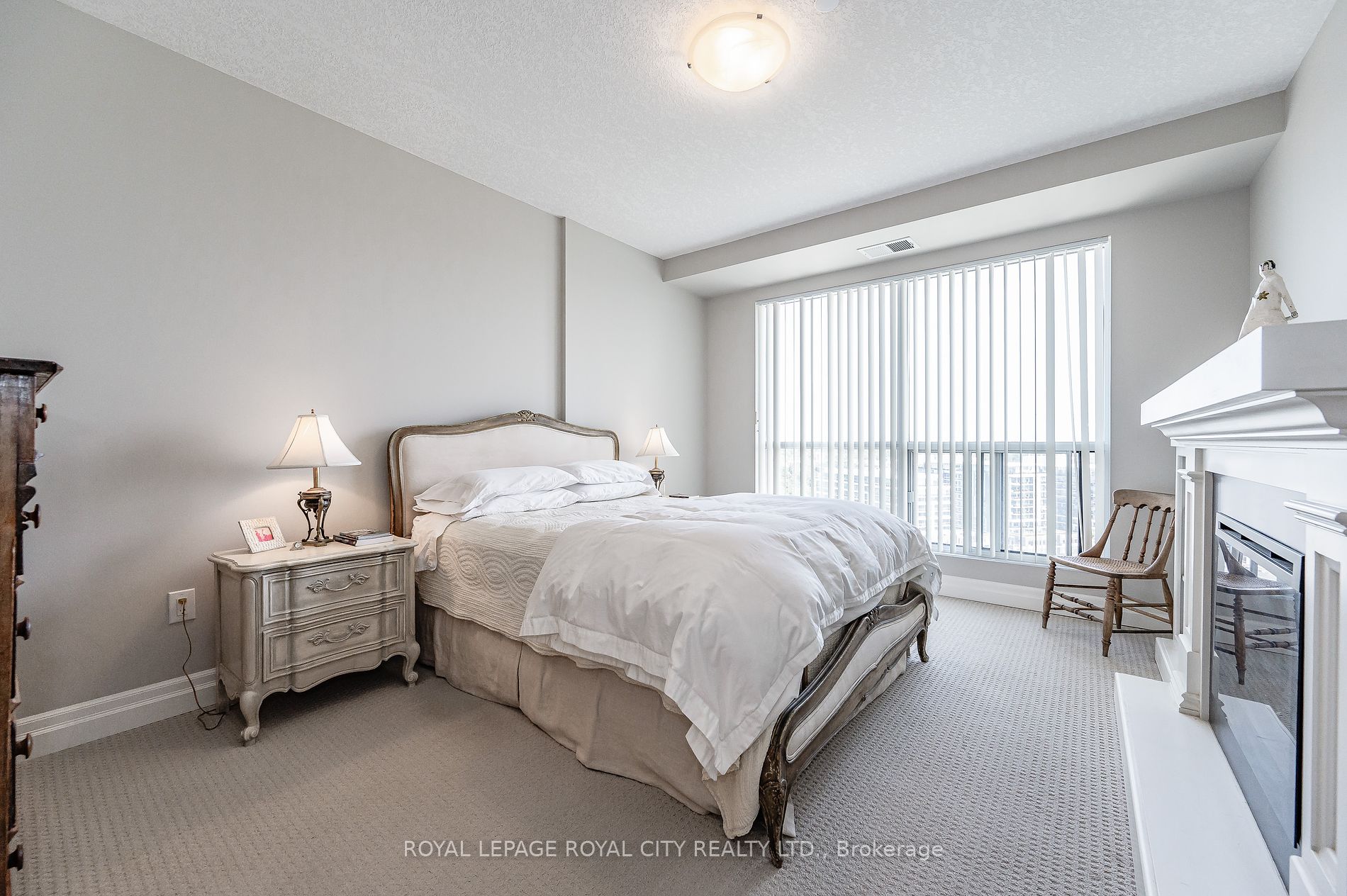 160 Macdonell Street, #1206