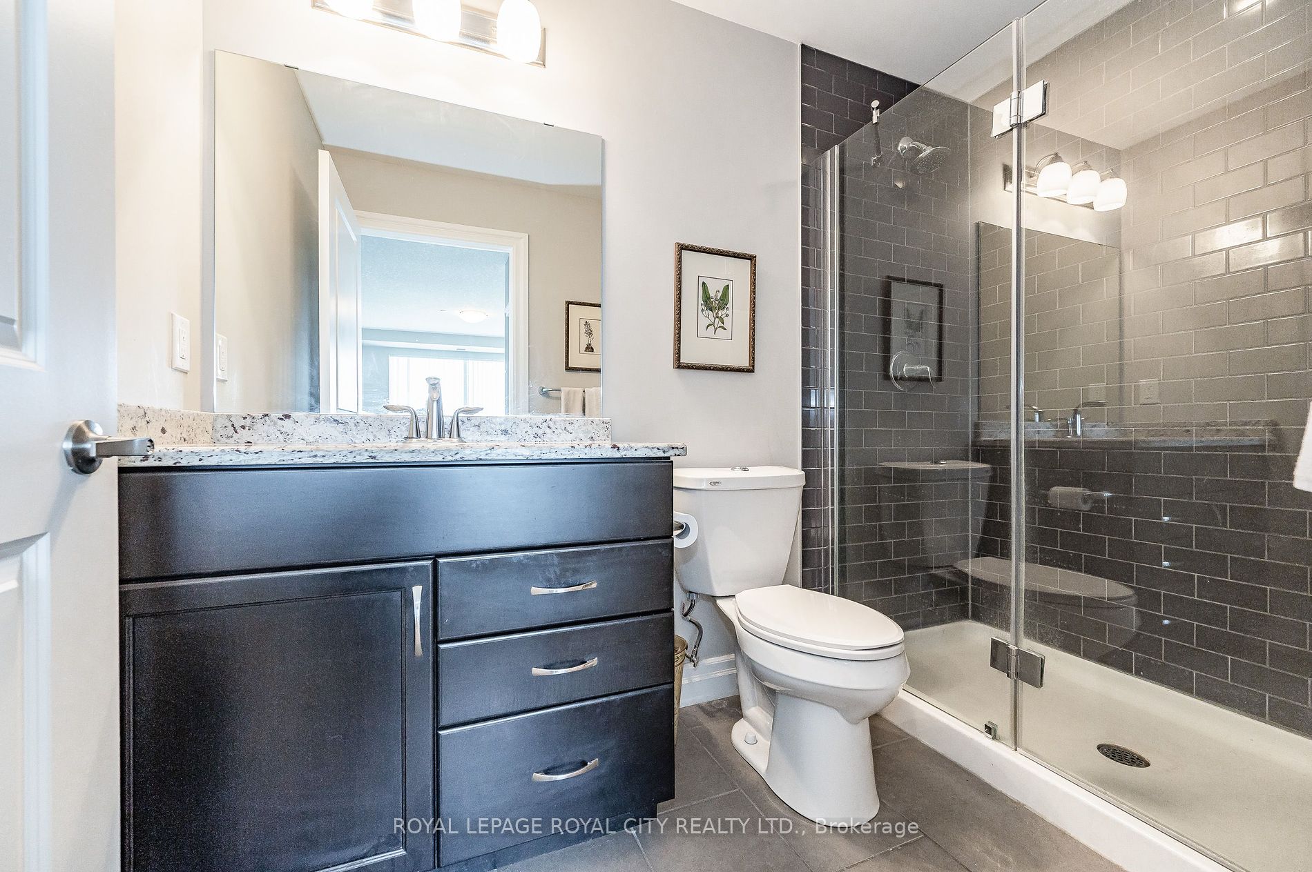 160 Macdonell Street, #1206