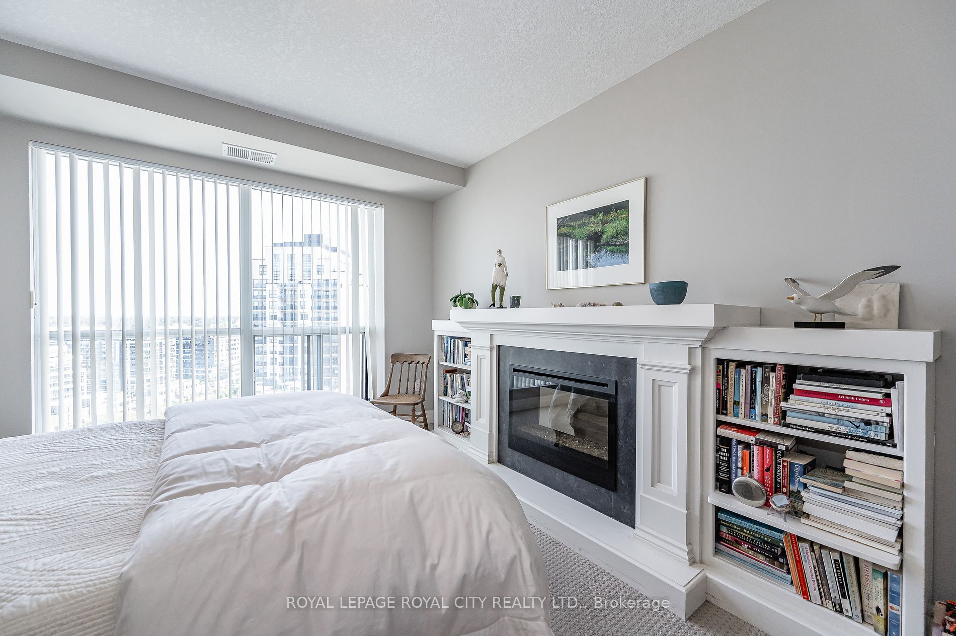 160 Macdonell Street, #1206