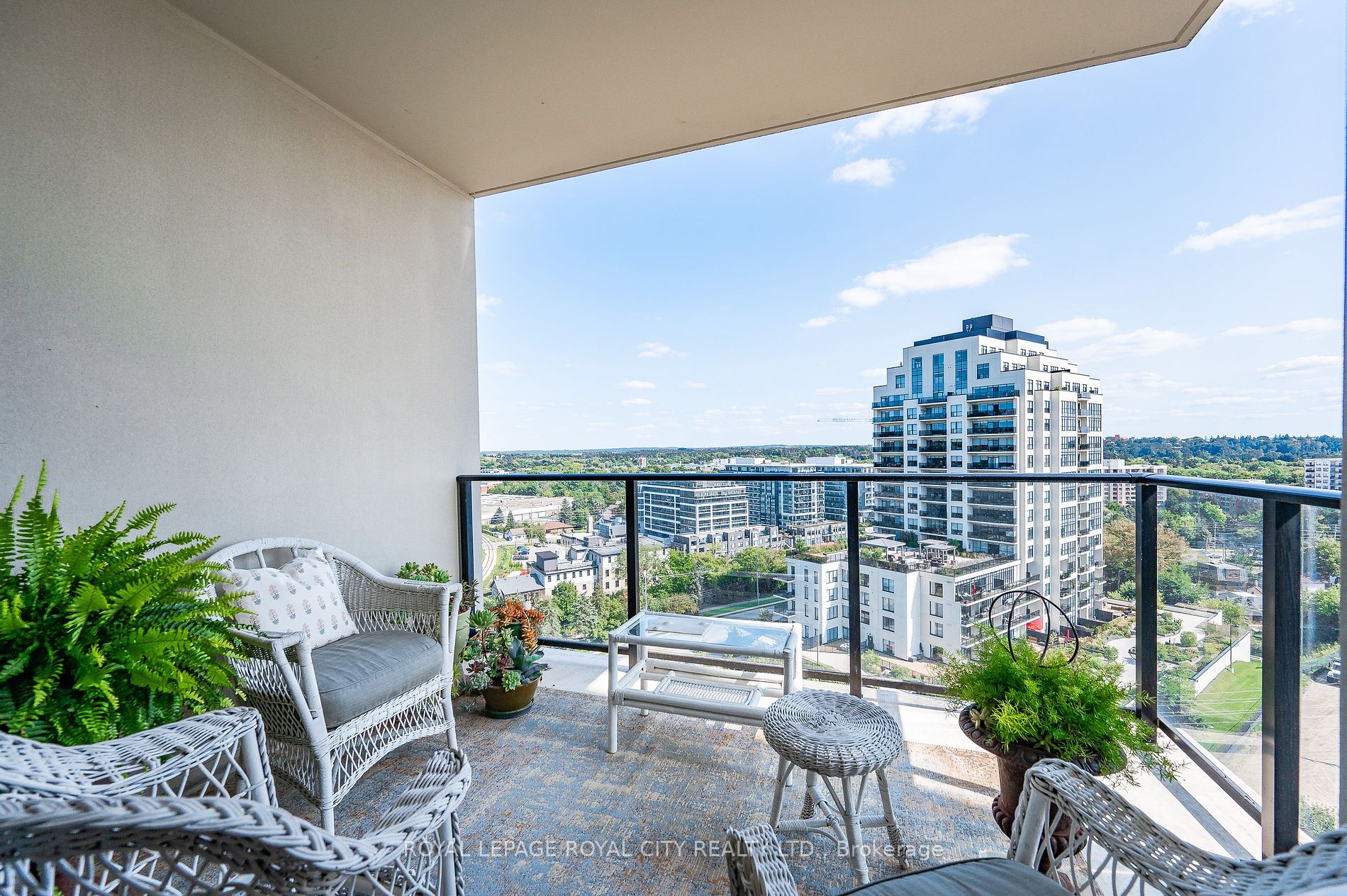 160 Macdonell Street, #1206