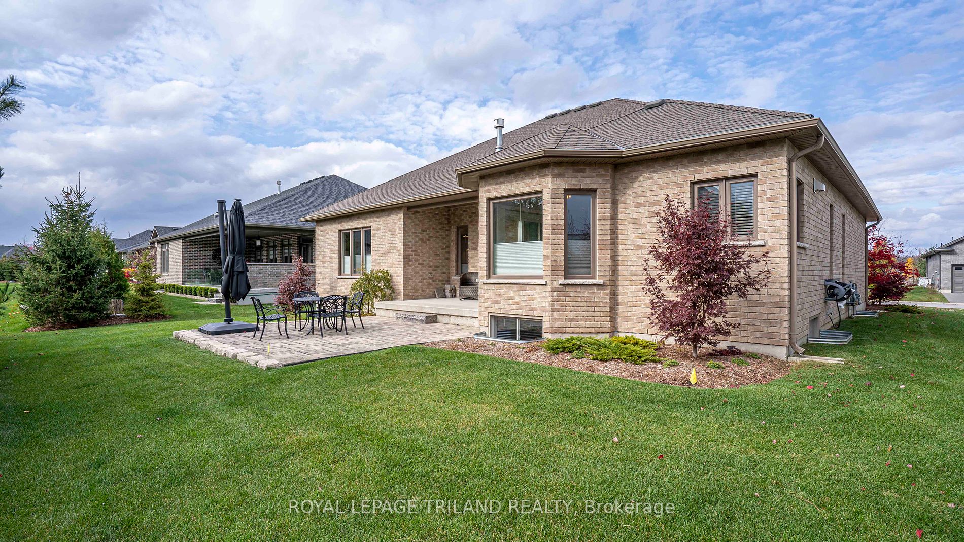 2407 Moe Norman Way