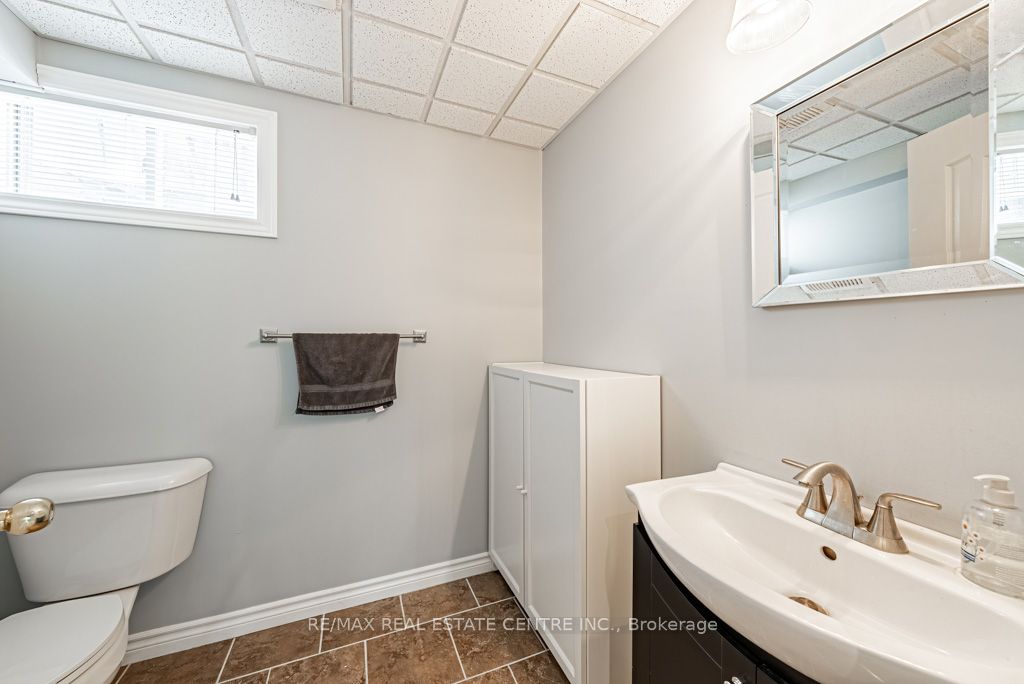 12 Wills Cres