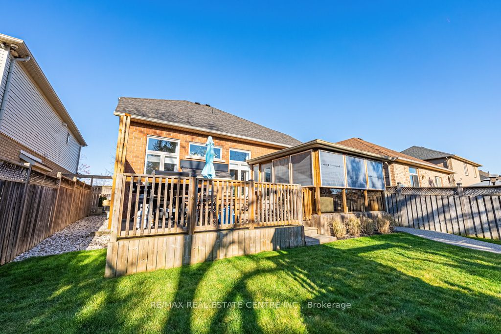 12 Wills Cres