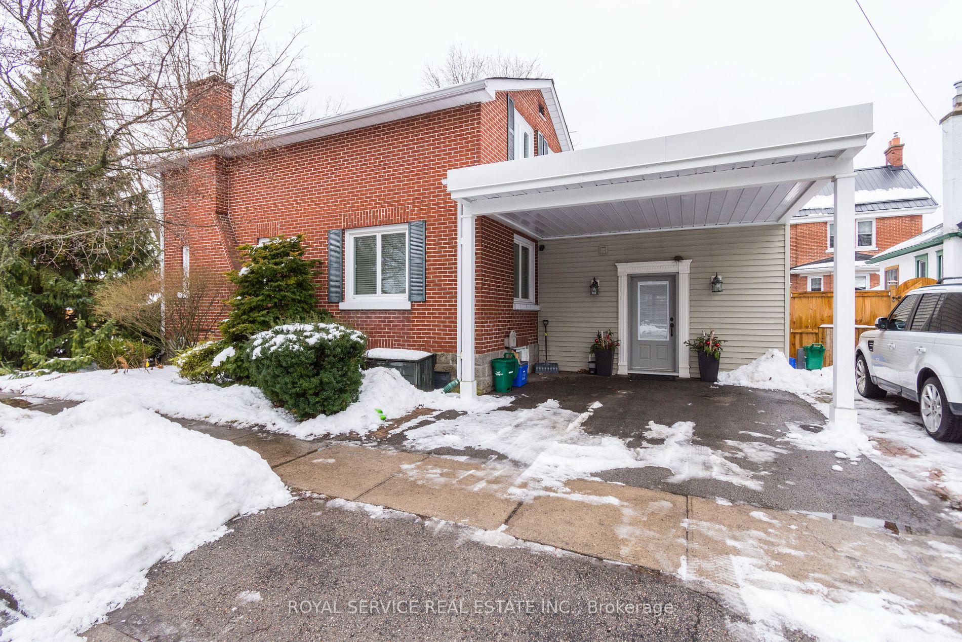 208 Albert Street