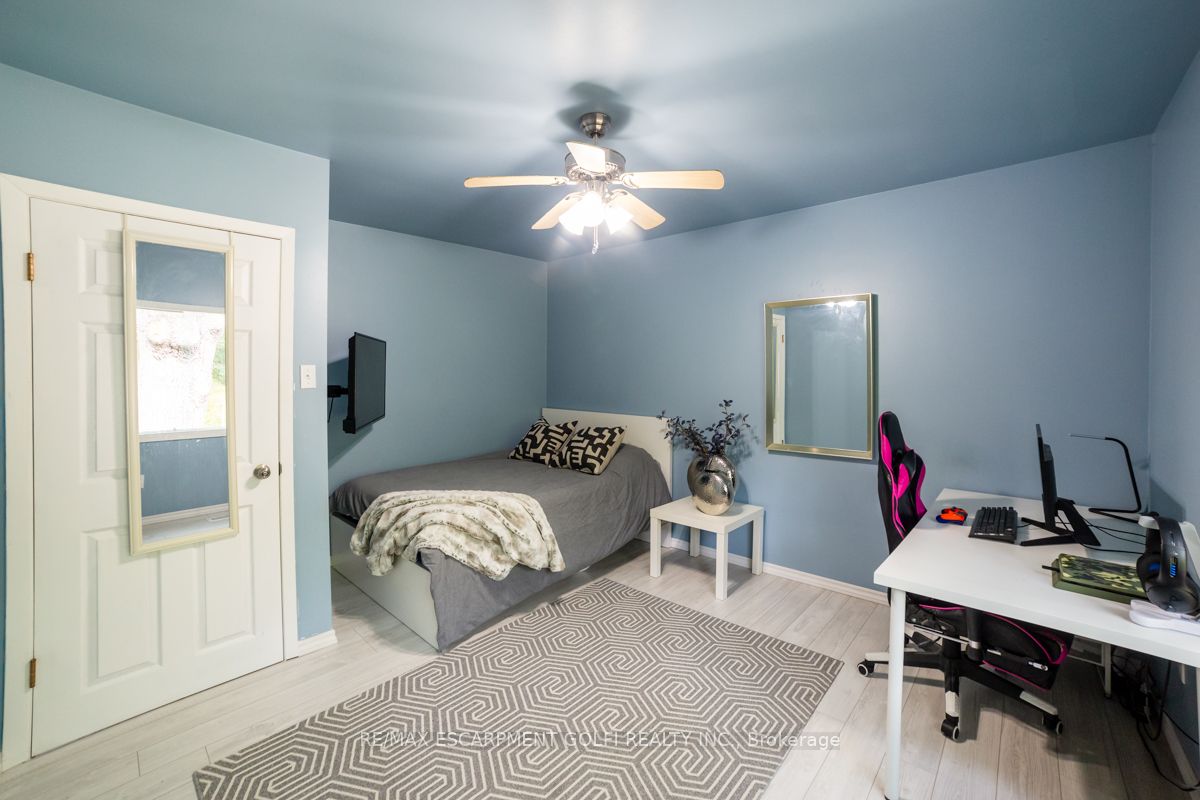 201 Oakhill Dr