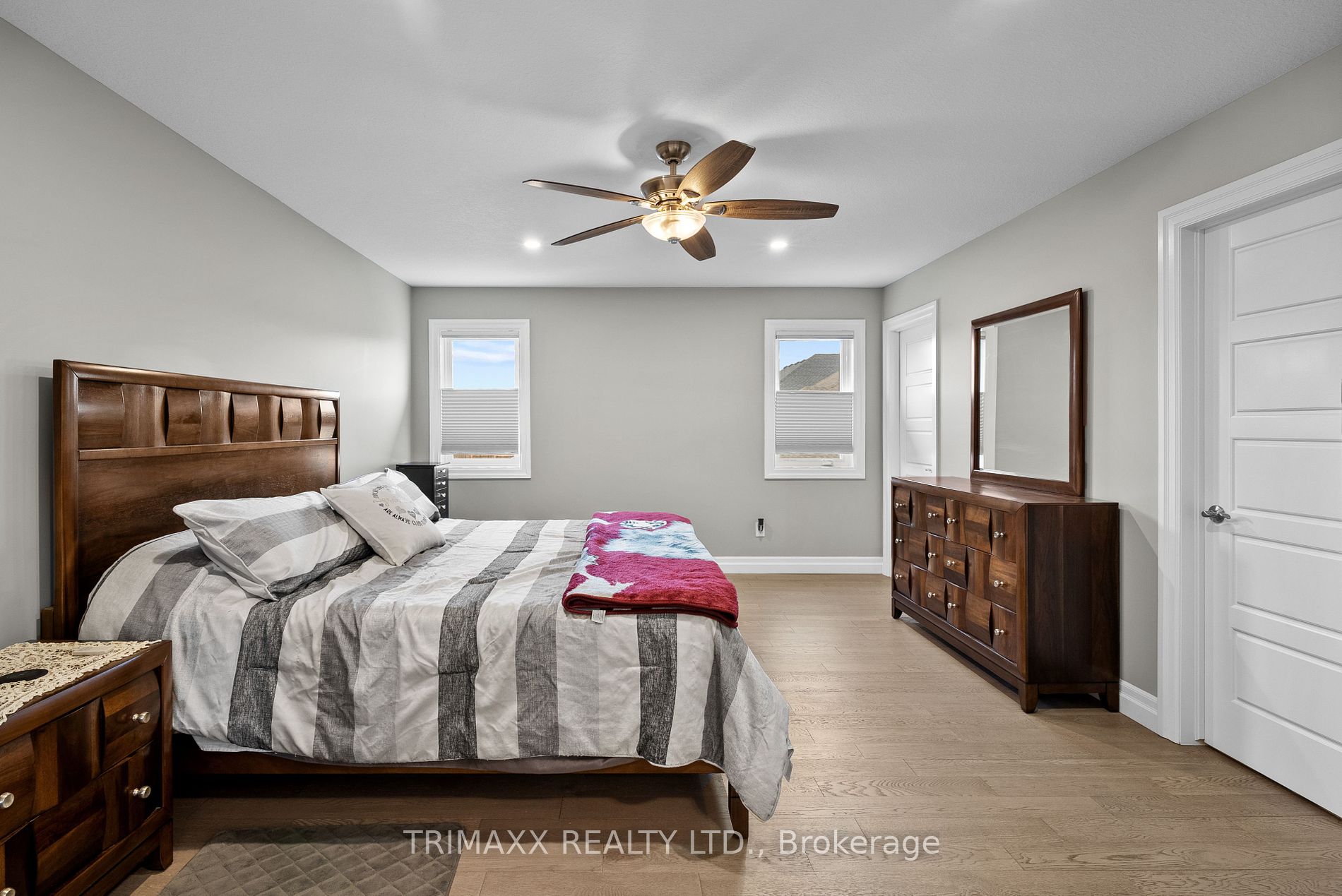 31 Thames Springs Crescent