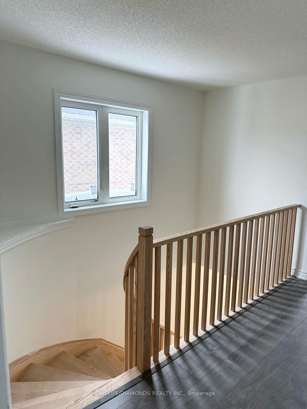 31 SAPPHIRE Way