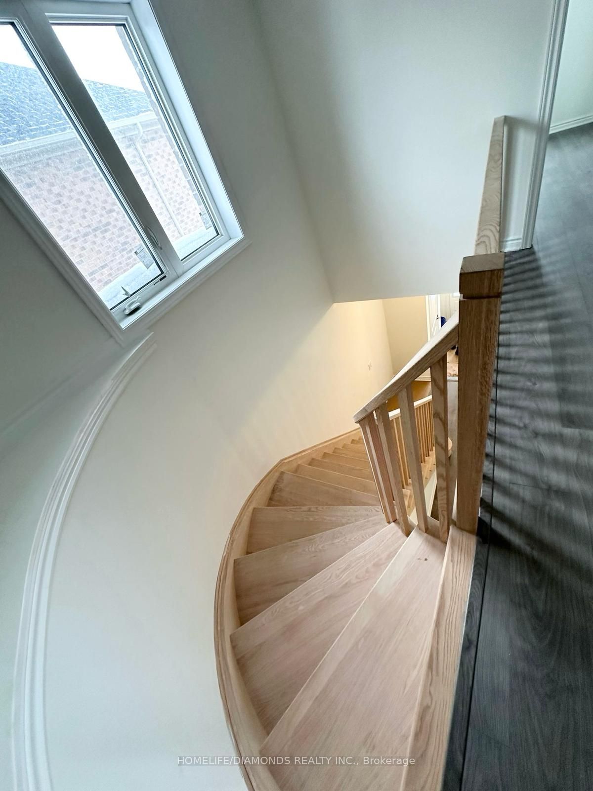 31 SAPPHIRE Way