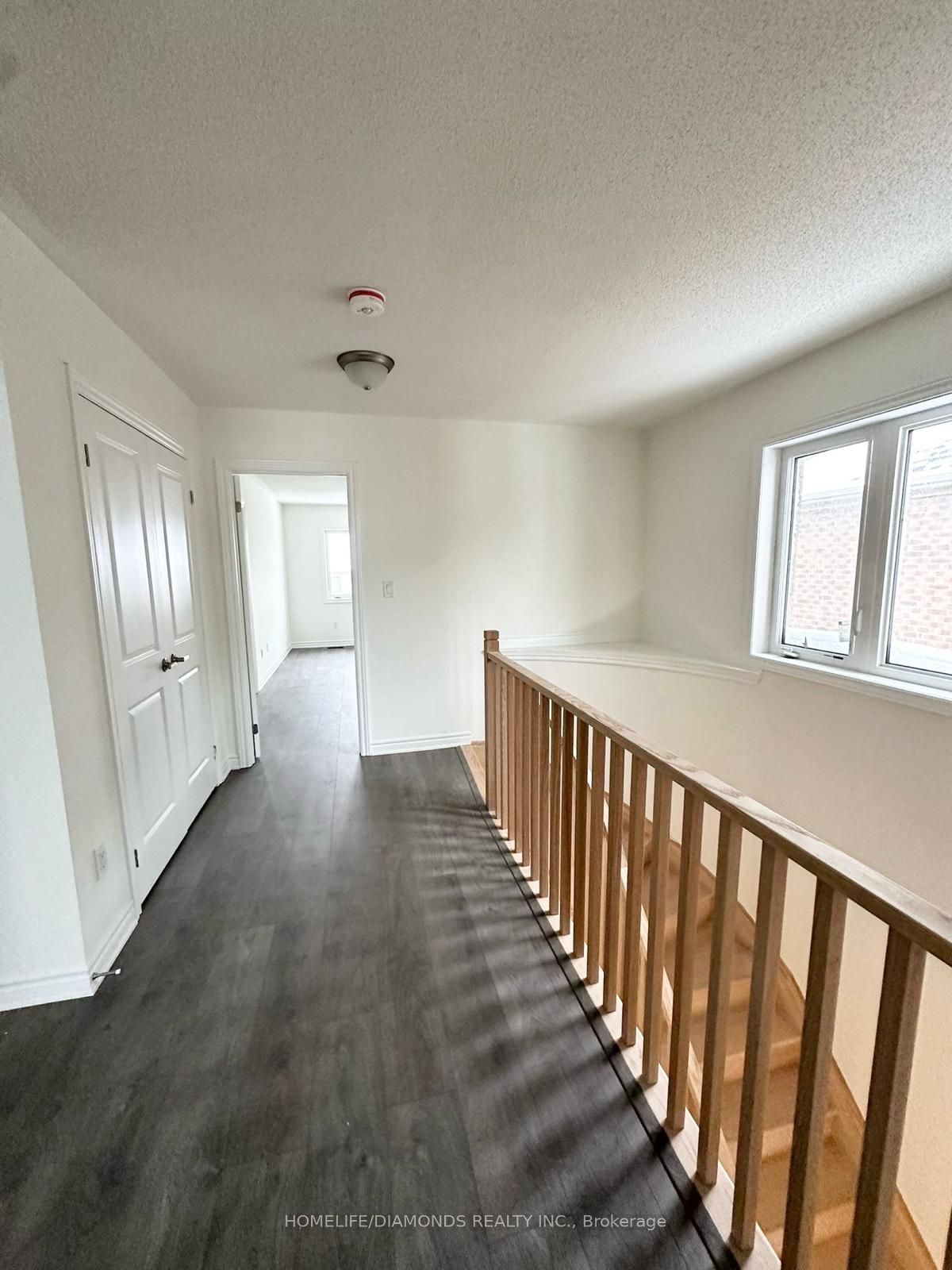 31 SAPPHIRE Way