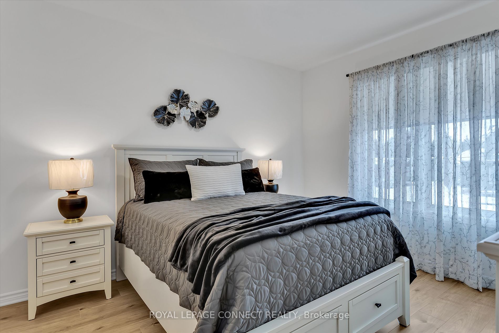 17 Lakewood Crescent #32