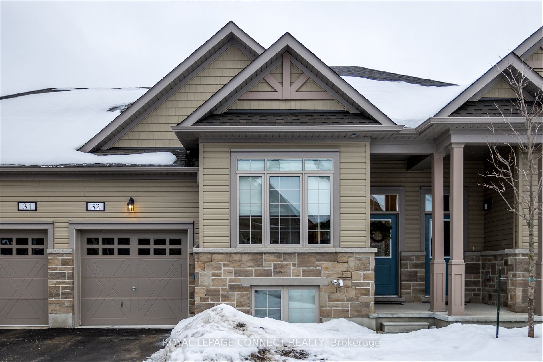 17 Lakewood Crescent #32