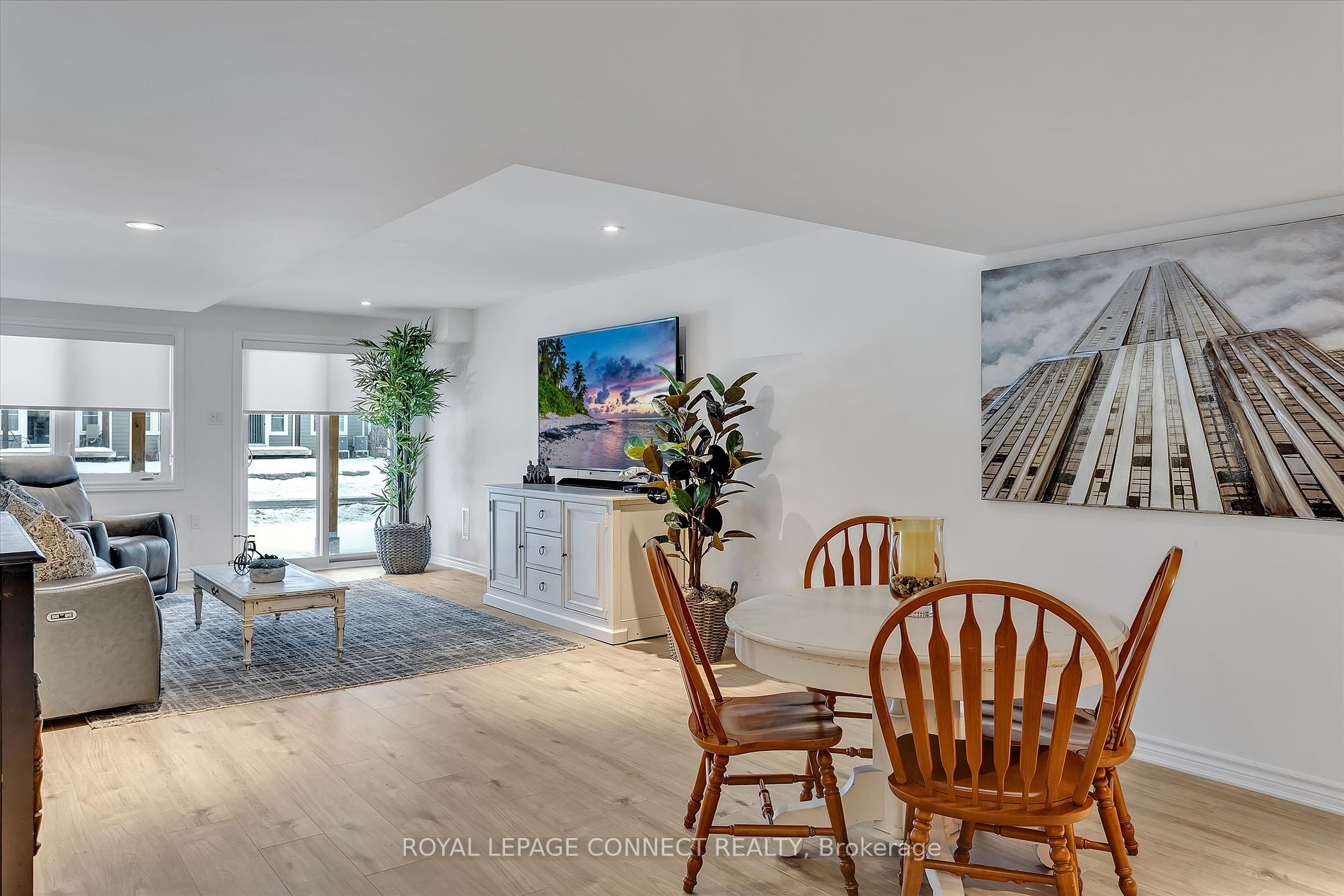 17 Lakewood Crescent #32