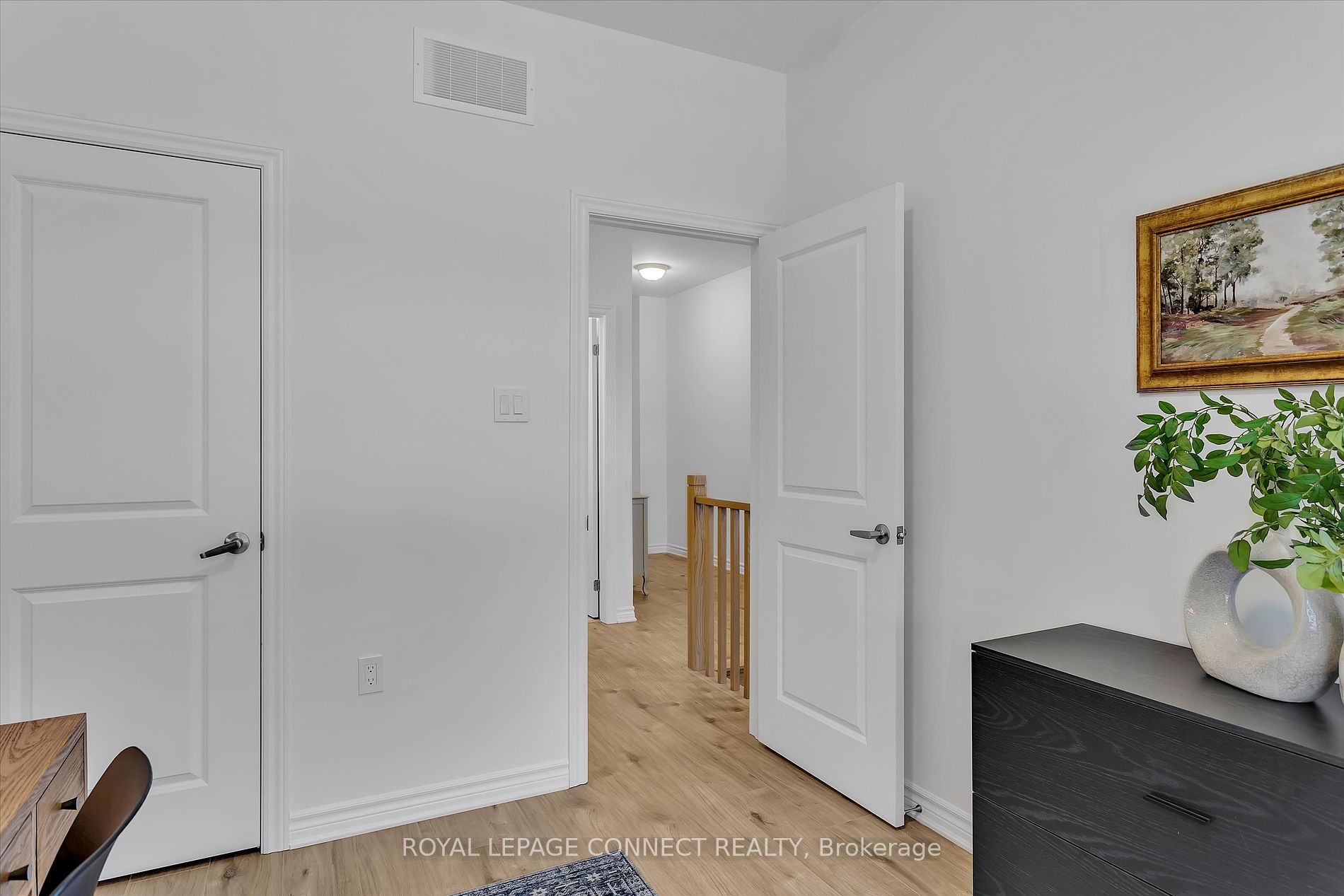 17 Lakewood Crescent #32