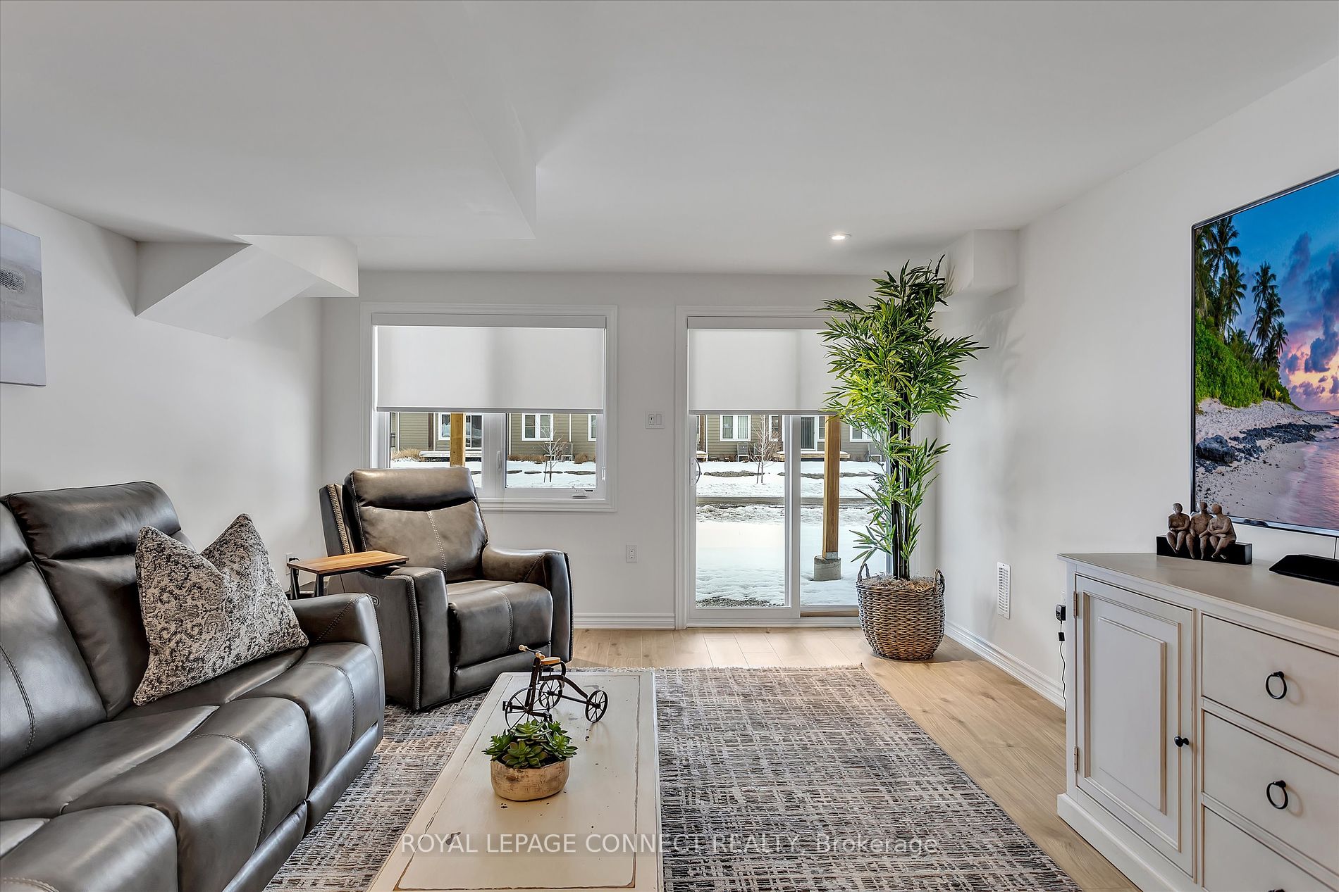 17 Lakewood Crescent #32