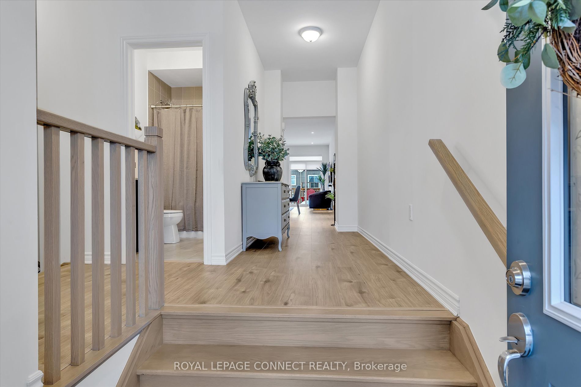17 Lakewood Crescent #32