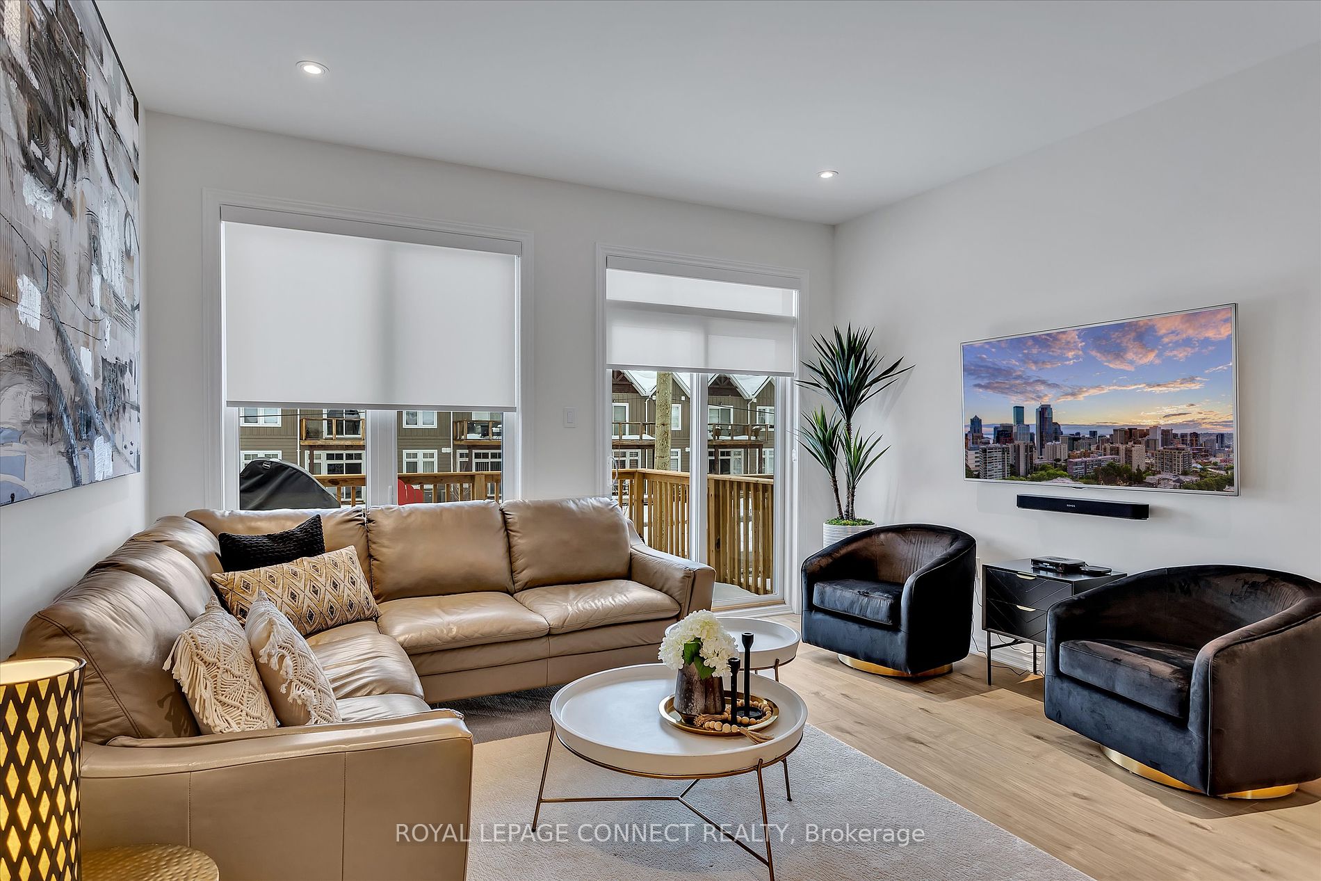 17 Lakewood Crescent #32