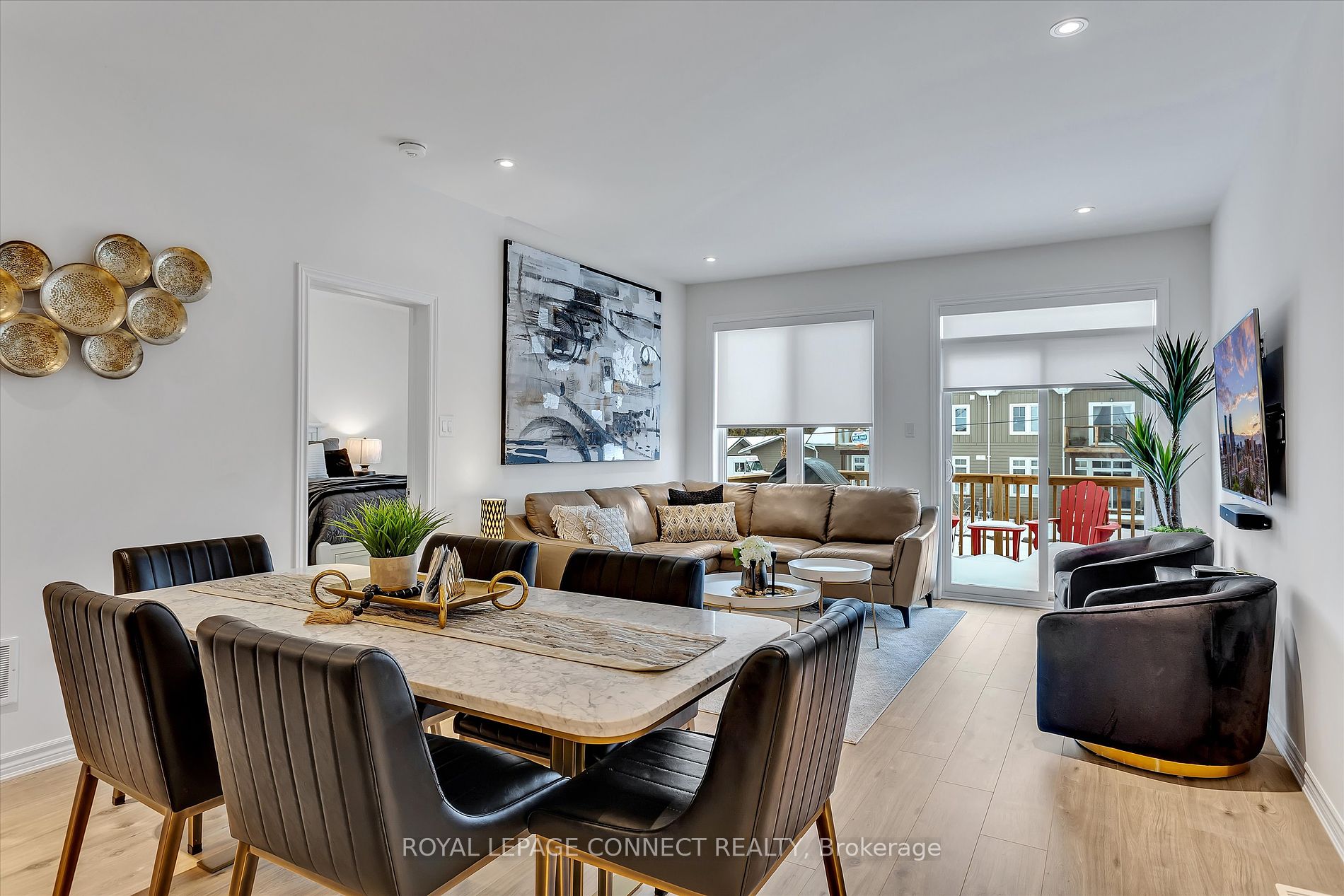 17 Lakewood Crescent #32