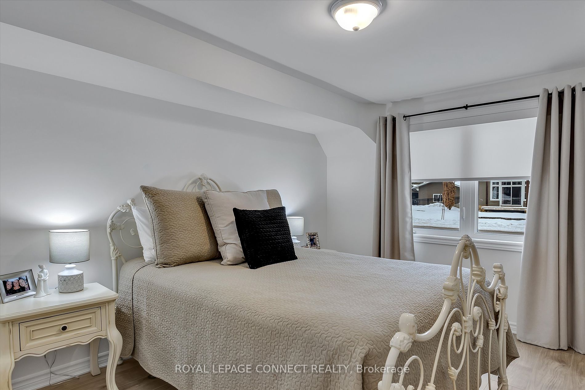 17 Lakewood Crescent #32