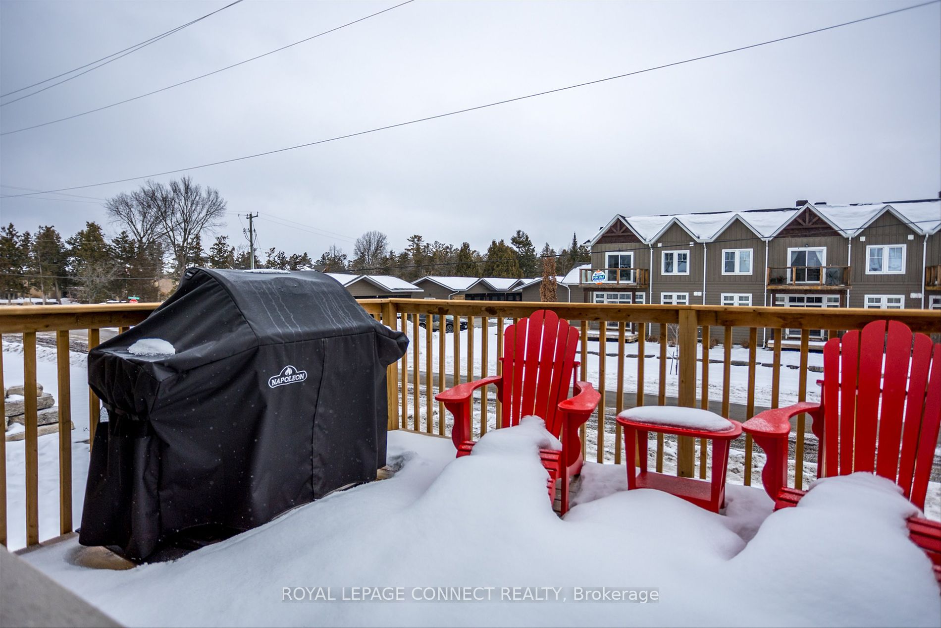 17 Lakewood Crescent #32