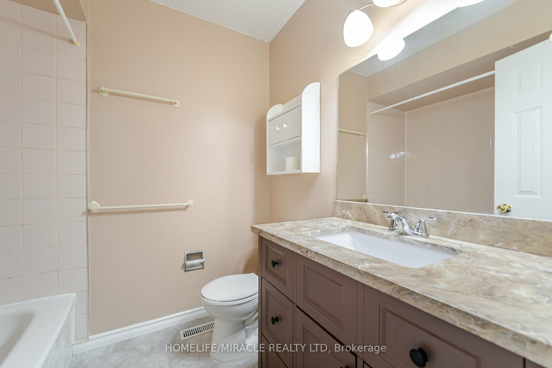 2 Huntingwood Ave, #24