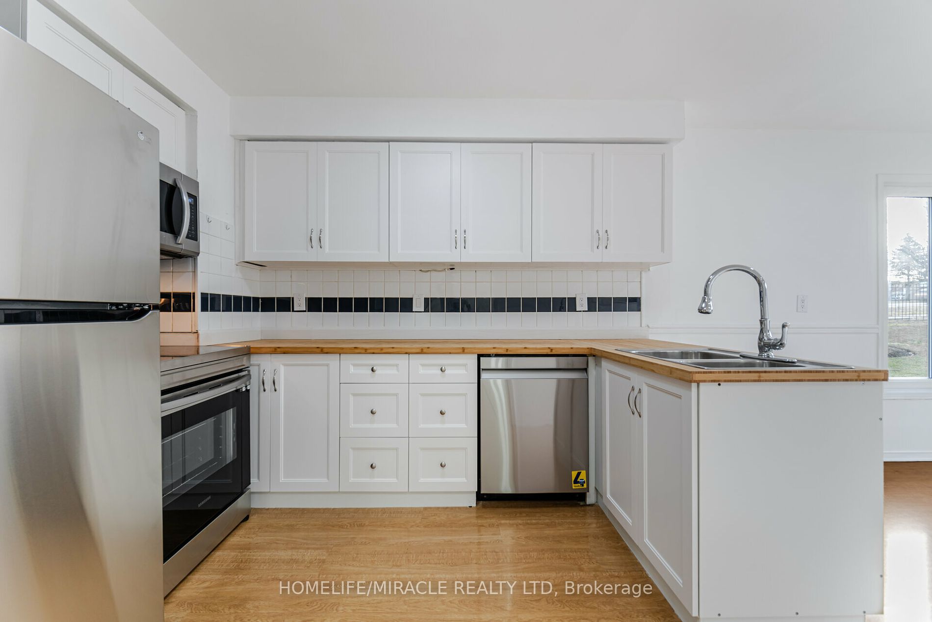 2 Huntingwood Ave, #24