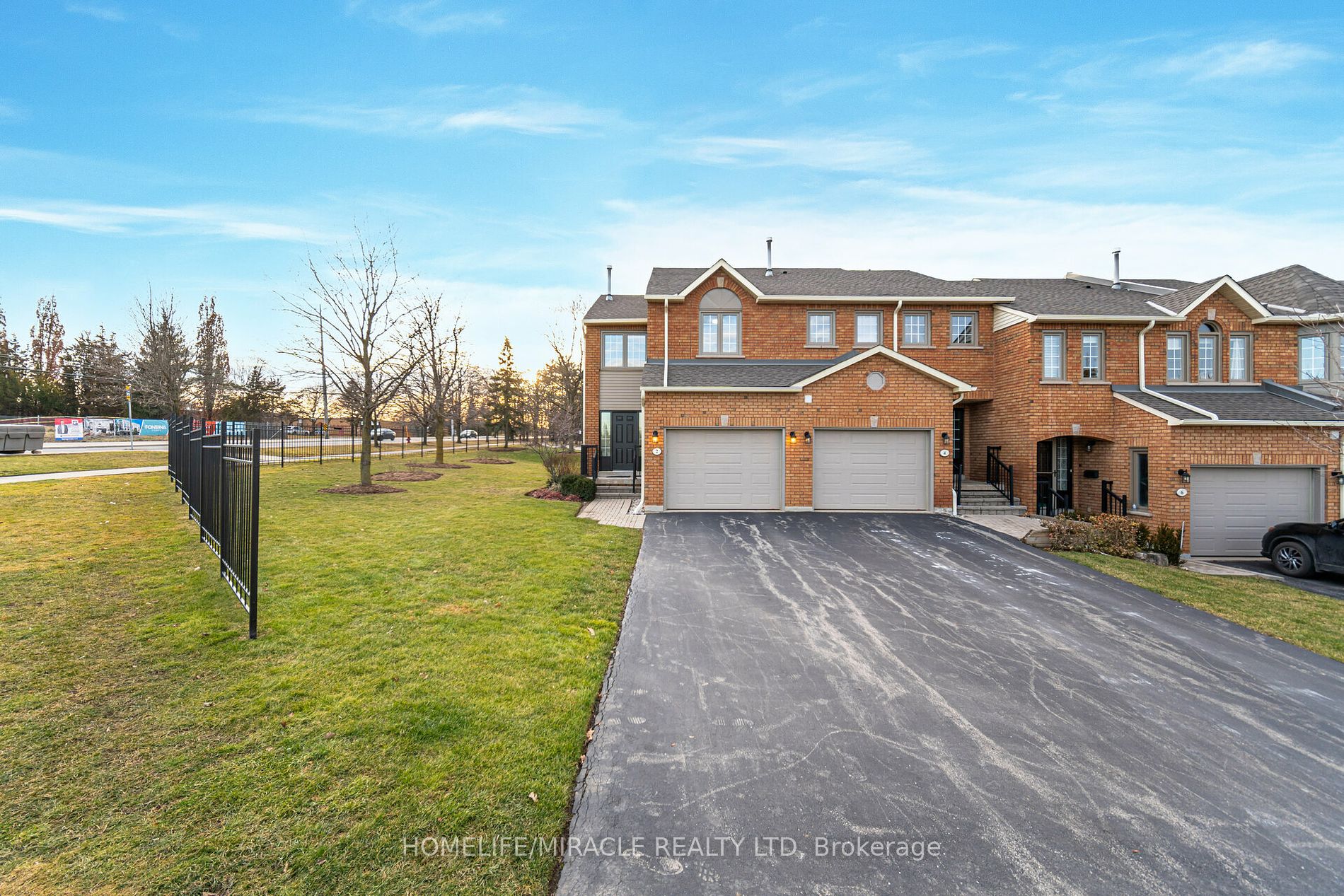 2 Huntingwood Ave, #24
