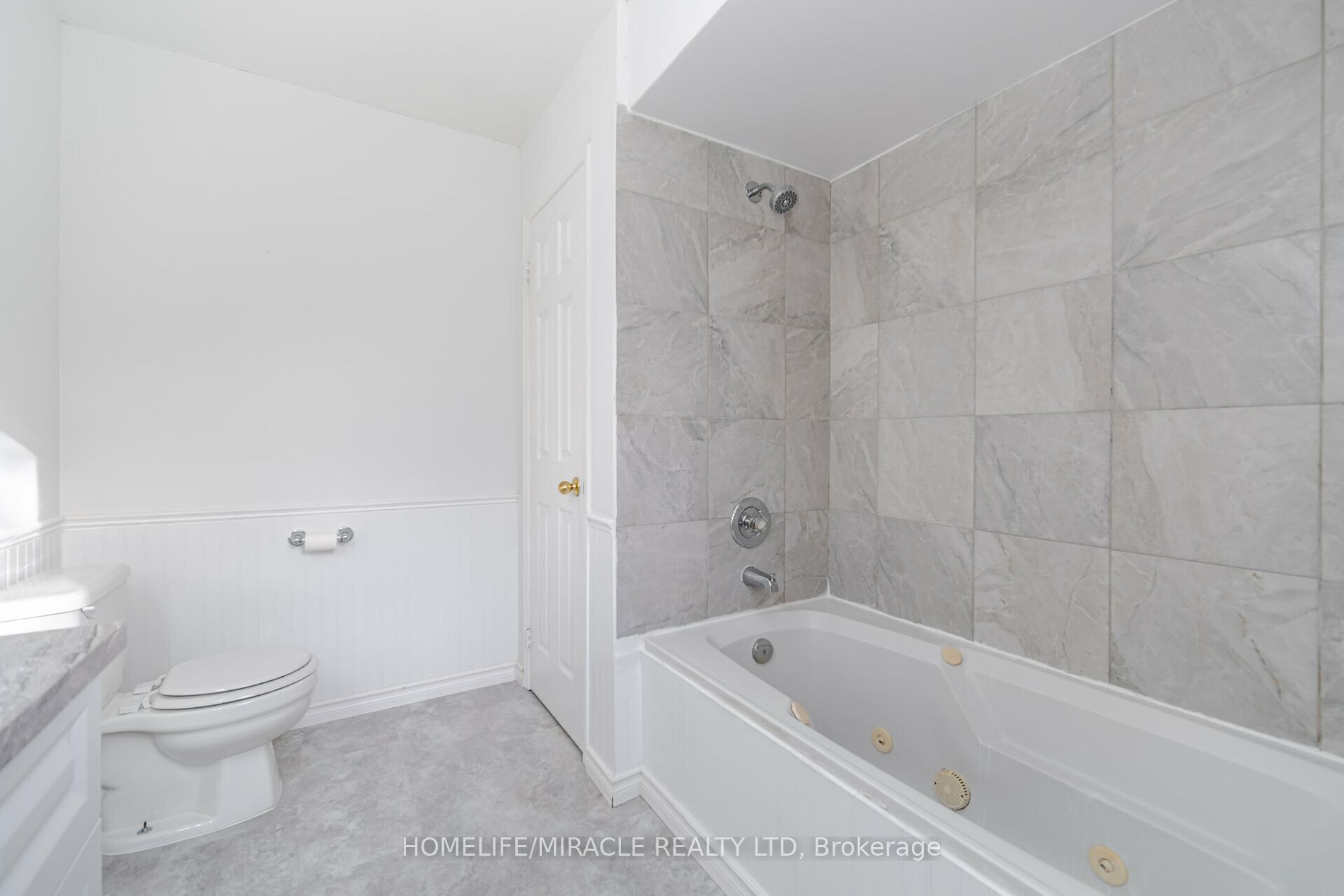 2 Huntingwood Ave, #24