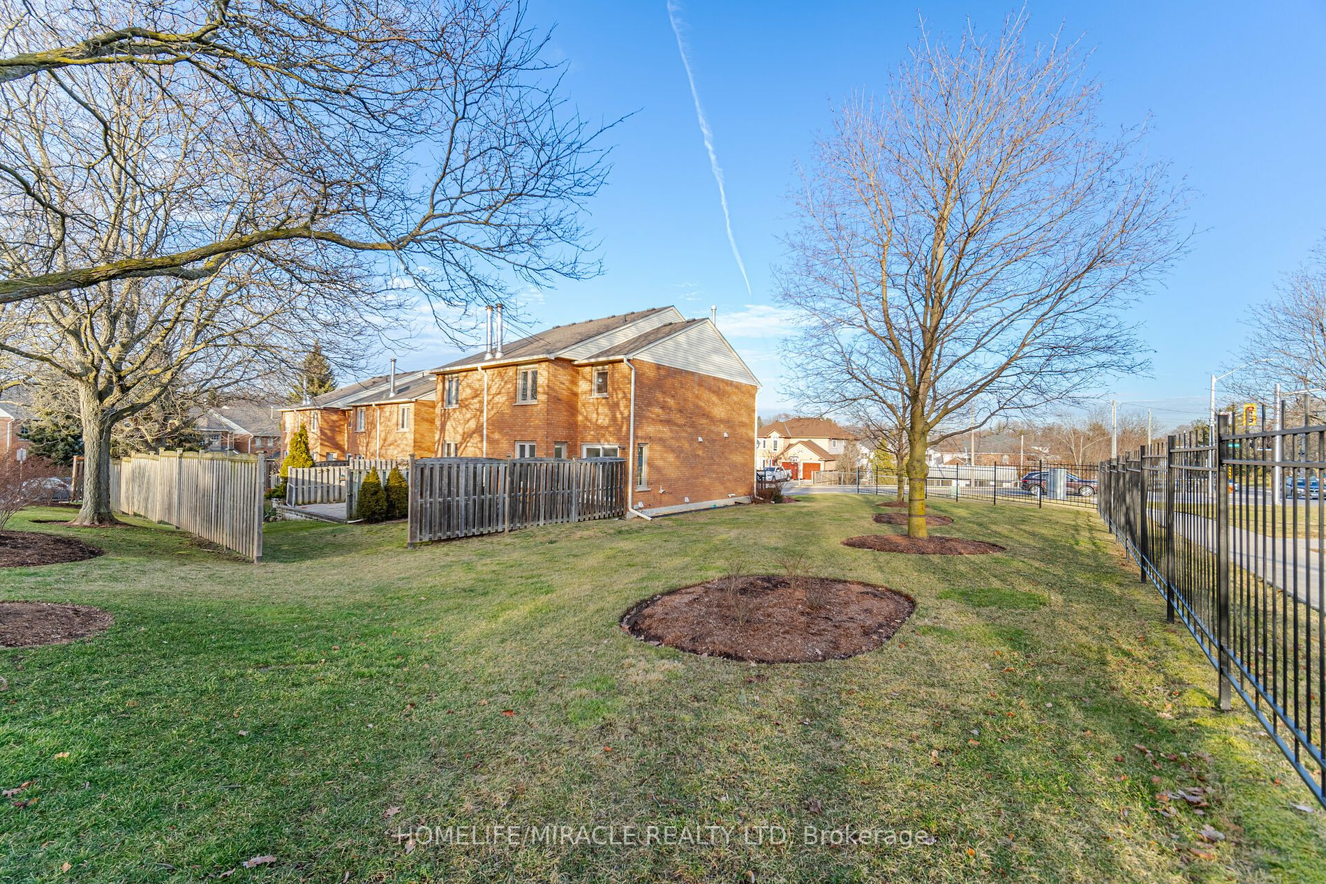 2 Huntingwood Ave, #24