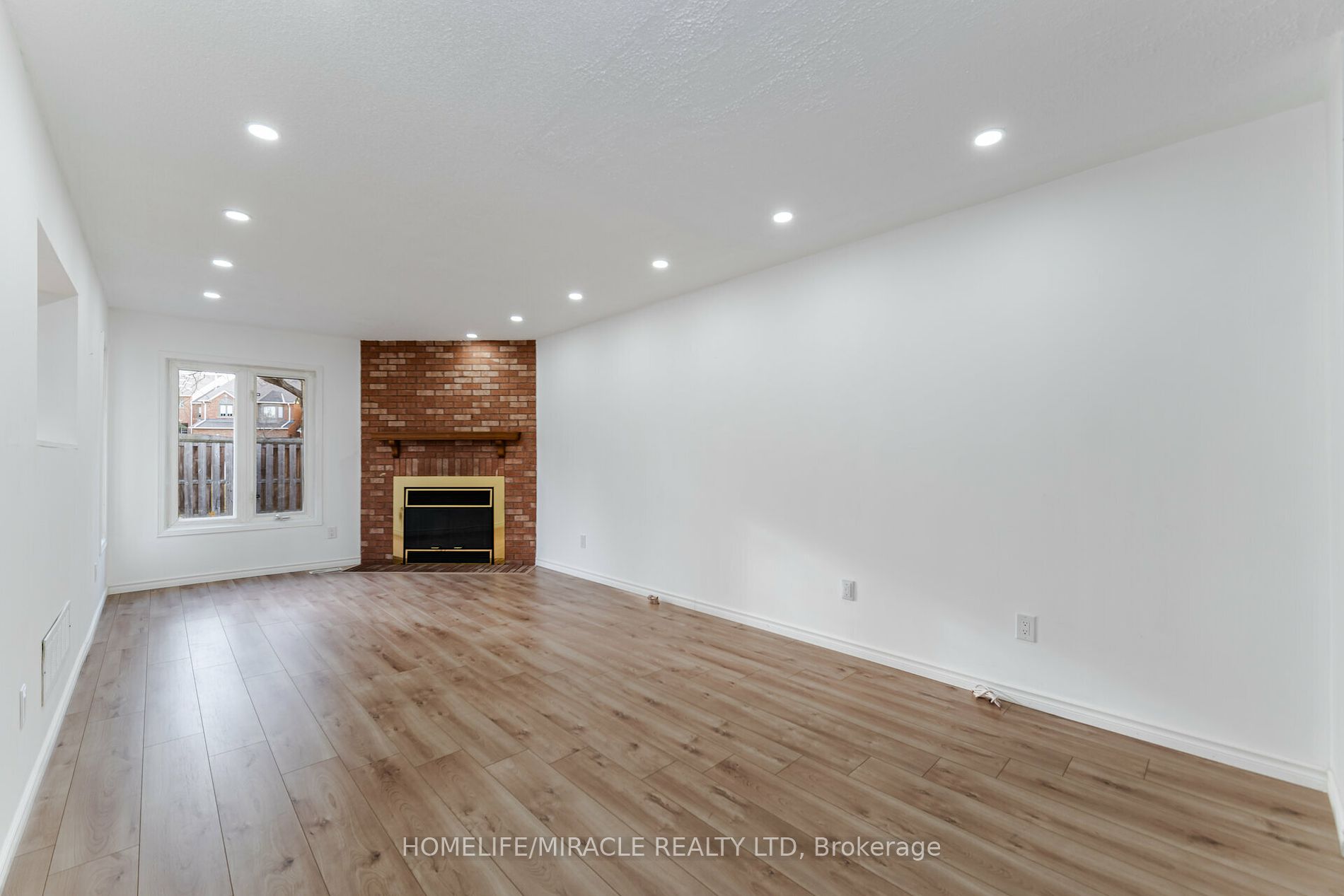 2 Huntingwood Ave, #24