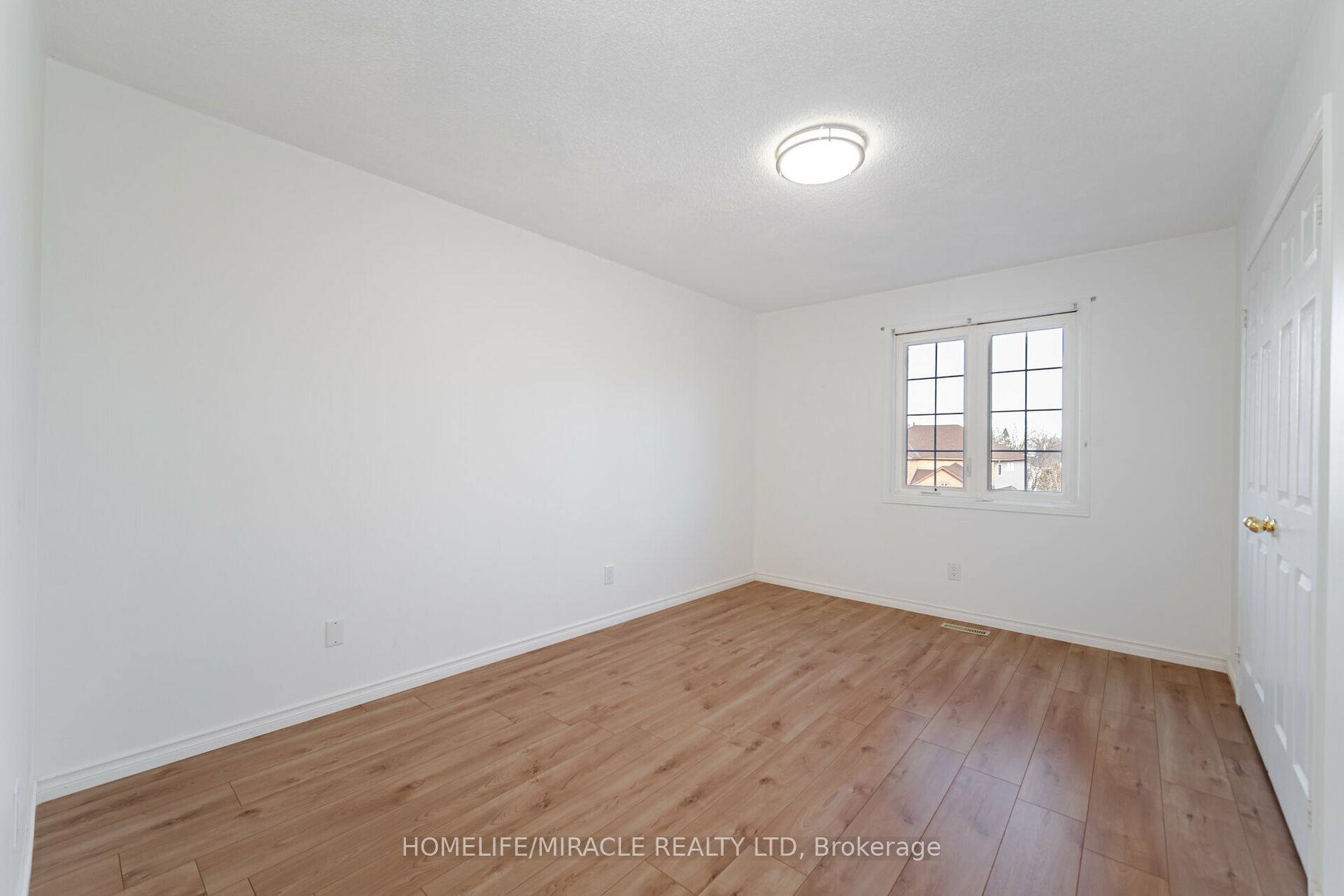 2 Huntingwood Ave, #24