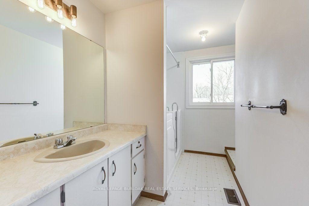 5006 Friesen Boulevard #10