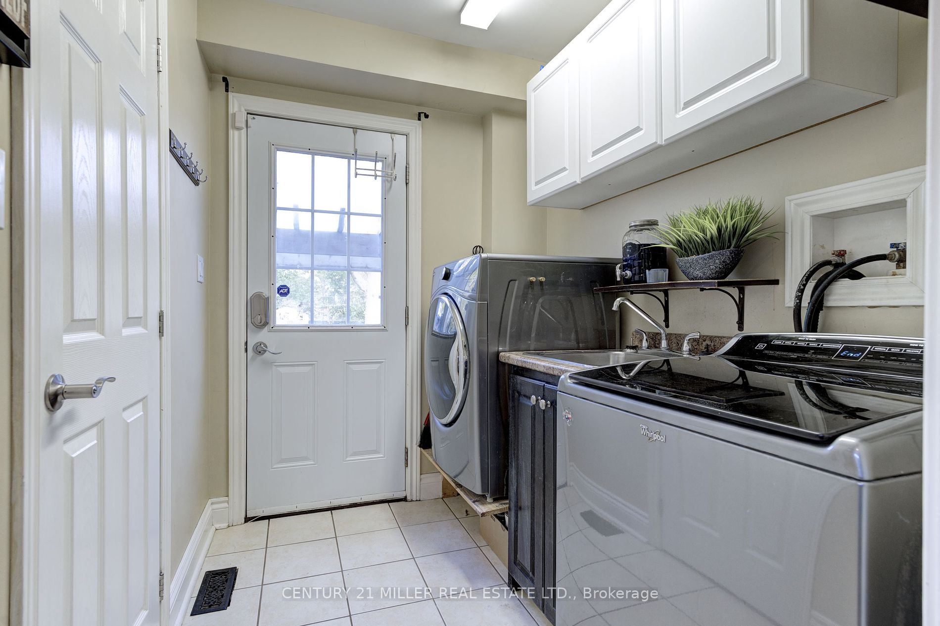 55 Hatton Dr