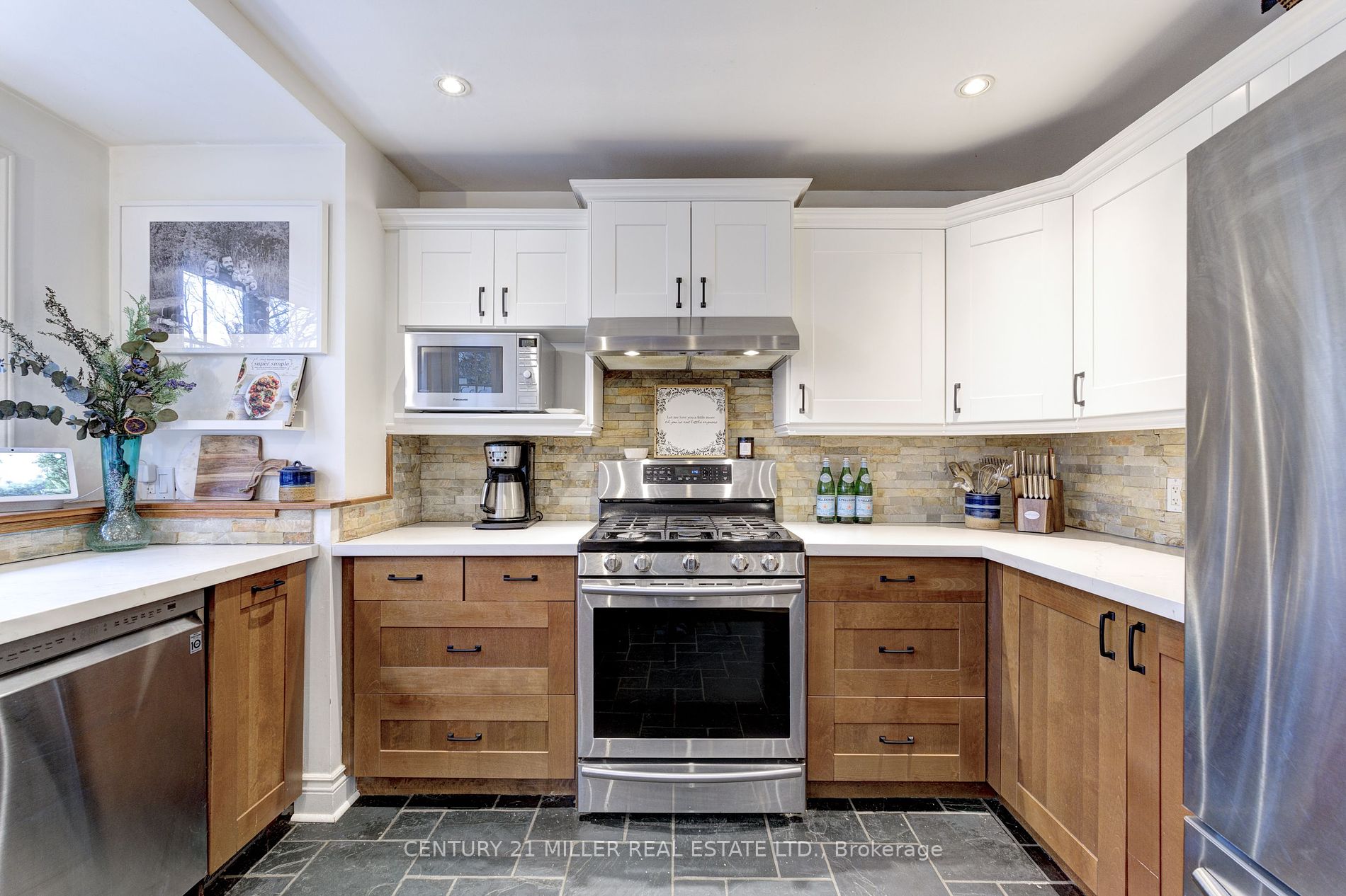 55 Hatton Dr