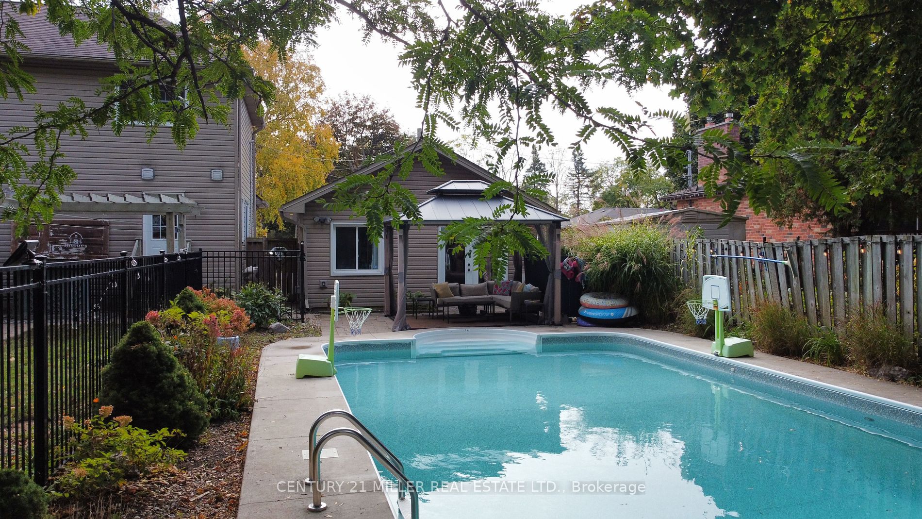 55 Hatton Dr