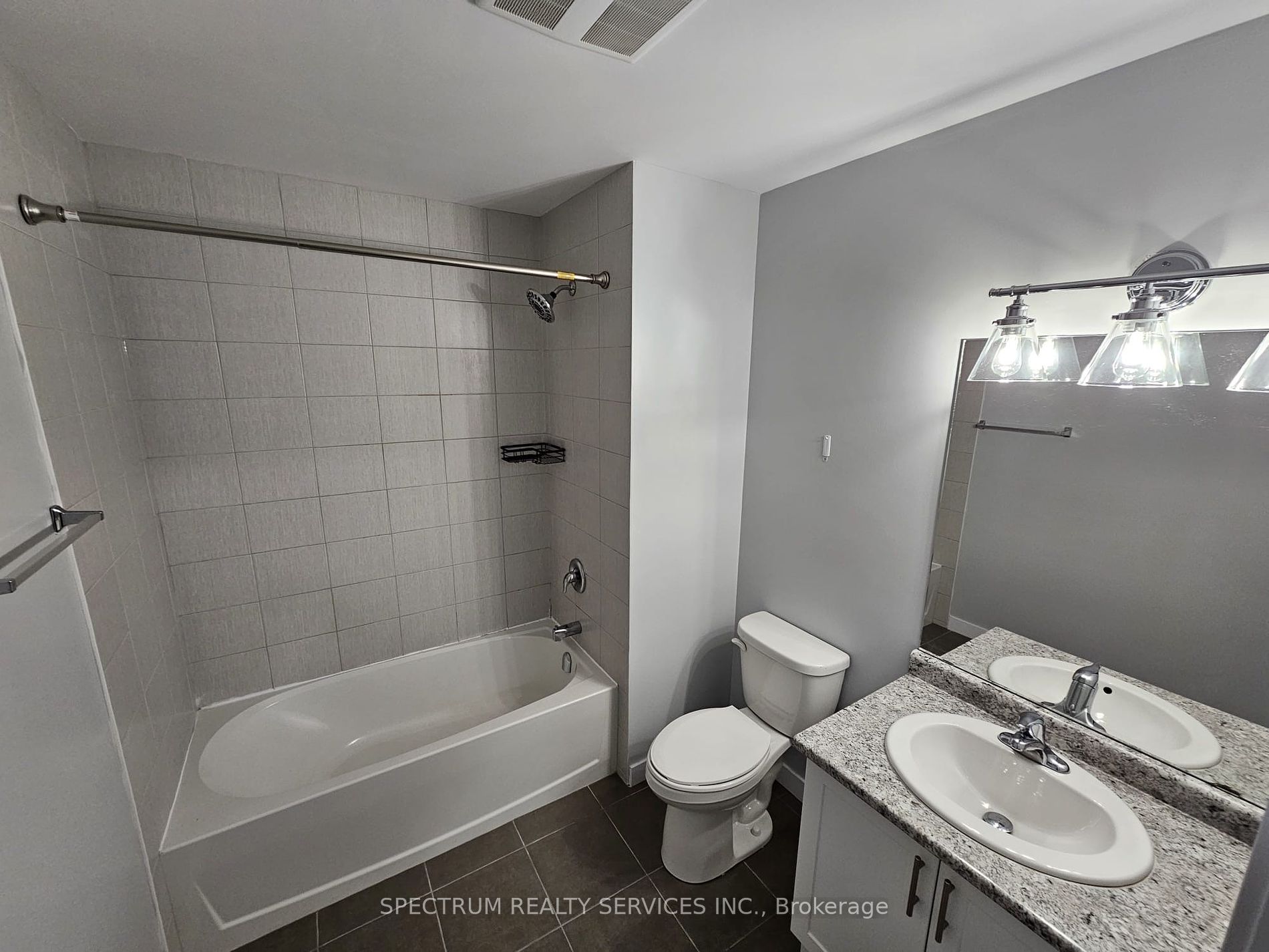 101 Shoreview Pl, #221