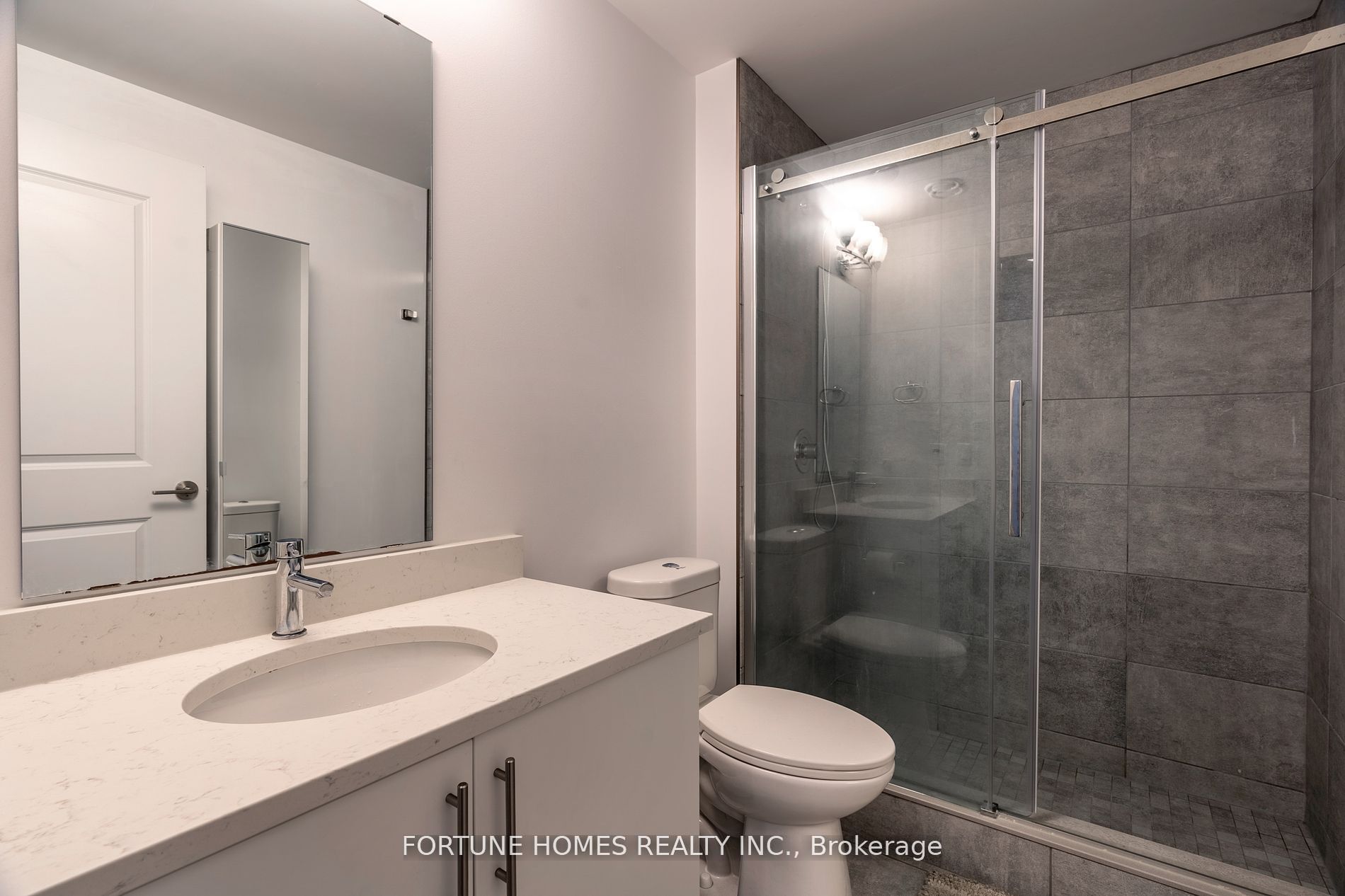 181 King Street S, #1712