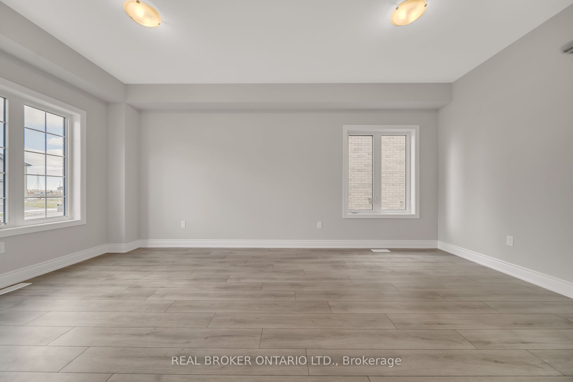 15 Venture Way