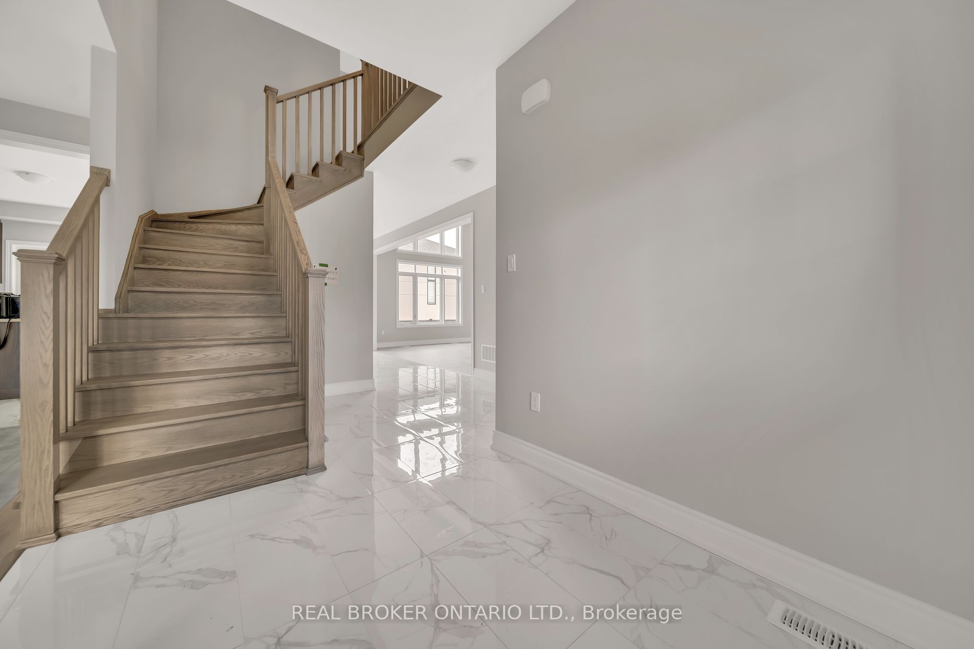 15 Venture Way