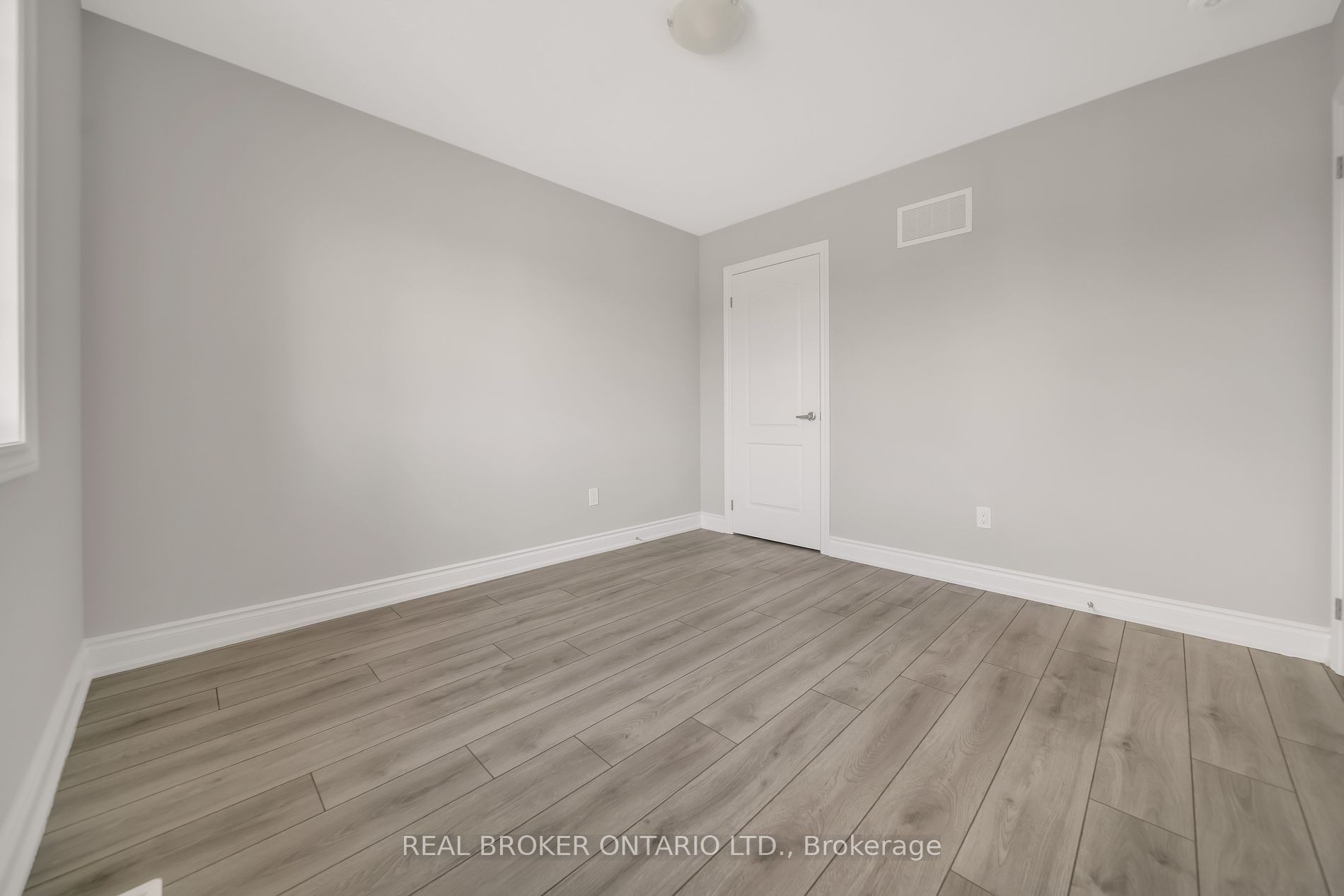 15 Venture Way