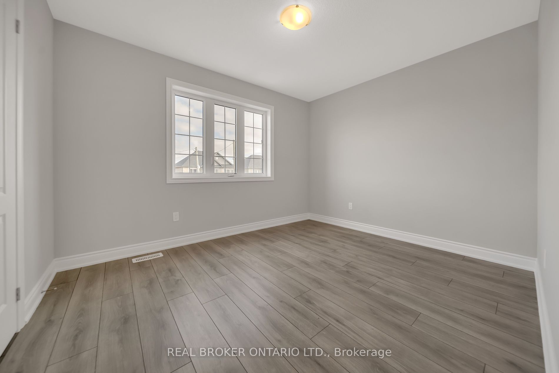 15 Venture Way